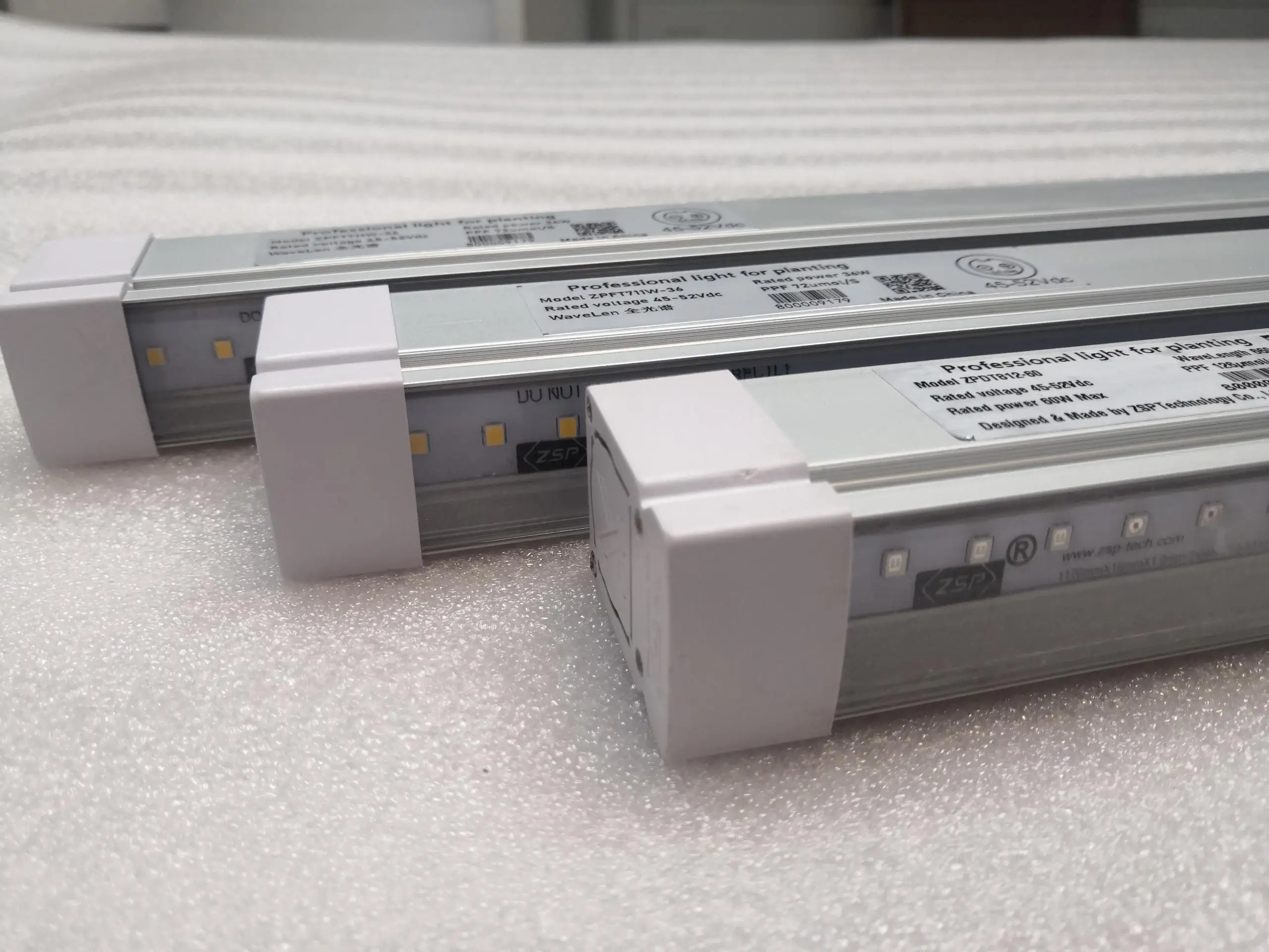 indoor plant light grow lamp with hydroponic controller