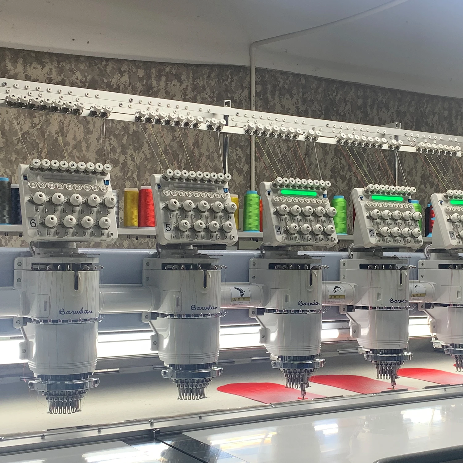 Custom Printed Microfiber Waffle 40*40cm Golf Club Clip Hanging Loop Soft Towel Golf Towel