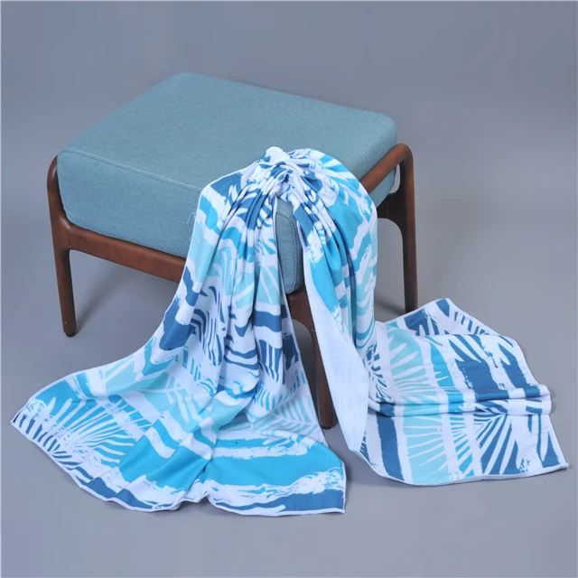 Soft Maple leaf Striped Beach Towel To Customize Soft Absorbent Blue gradient Beach Towels