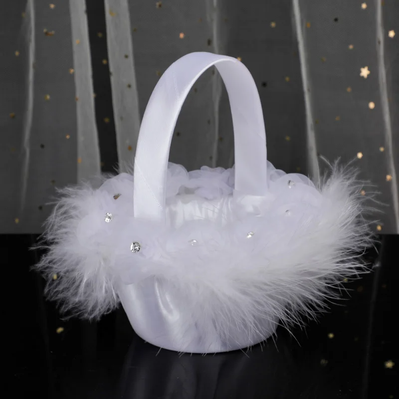 bridal baskets wedding party favors gifts souvenirs female girls women bride white lace weave rose flower feather wedding basket