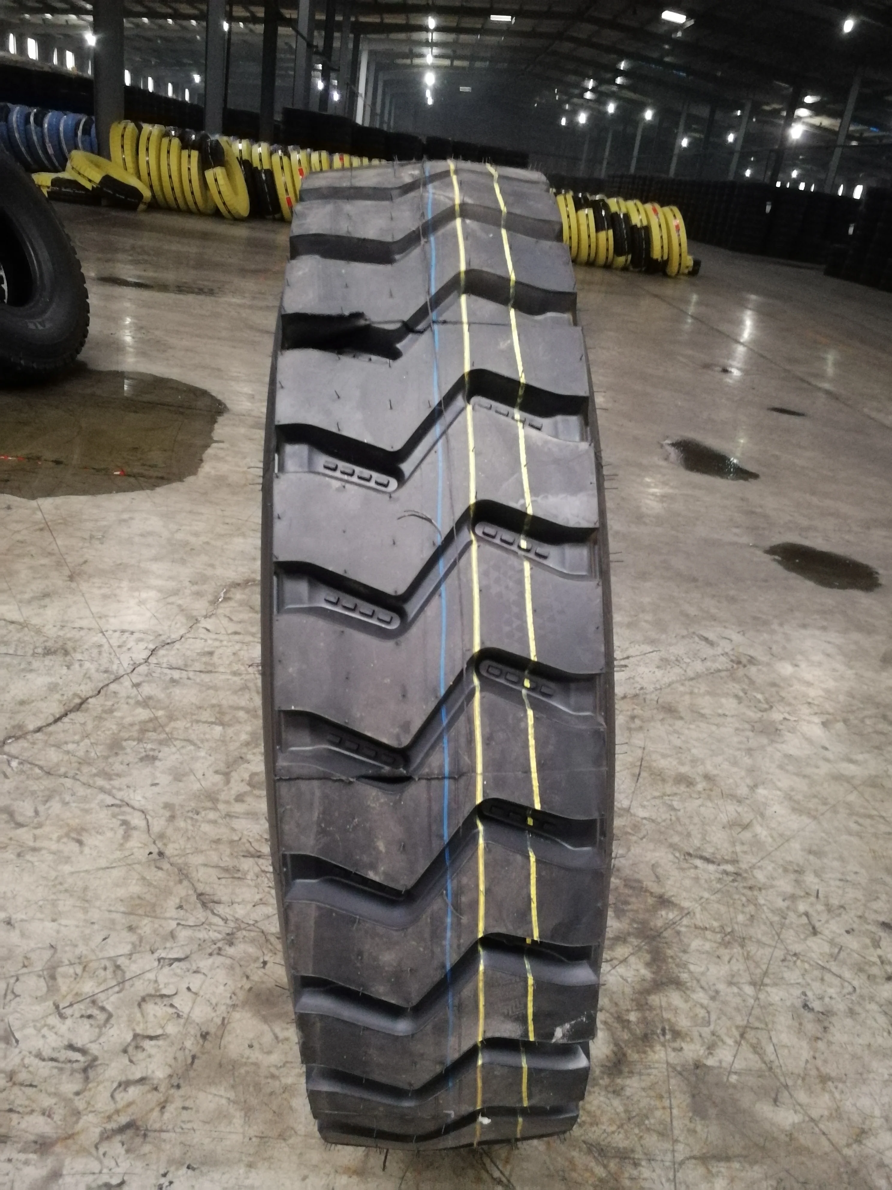  DOUPRO TOPRUNNER Radial Tube Light Truck Tyre Factory 900r20 1000r20 1100r20