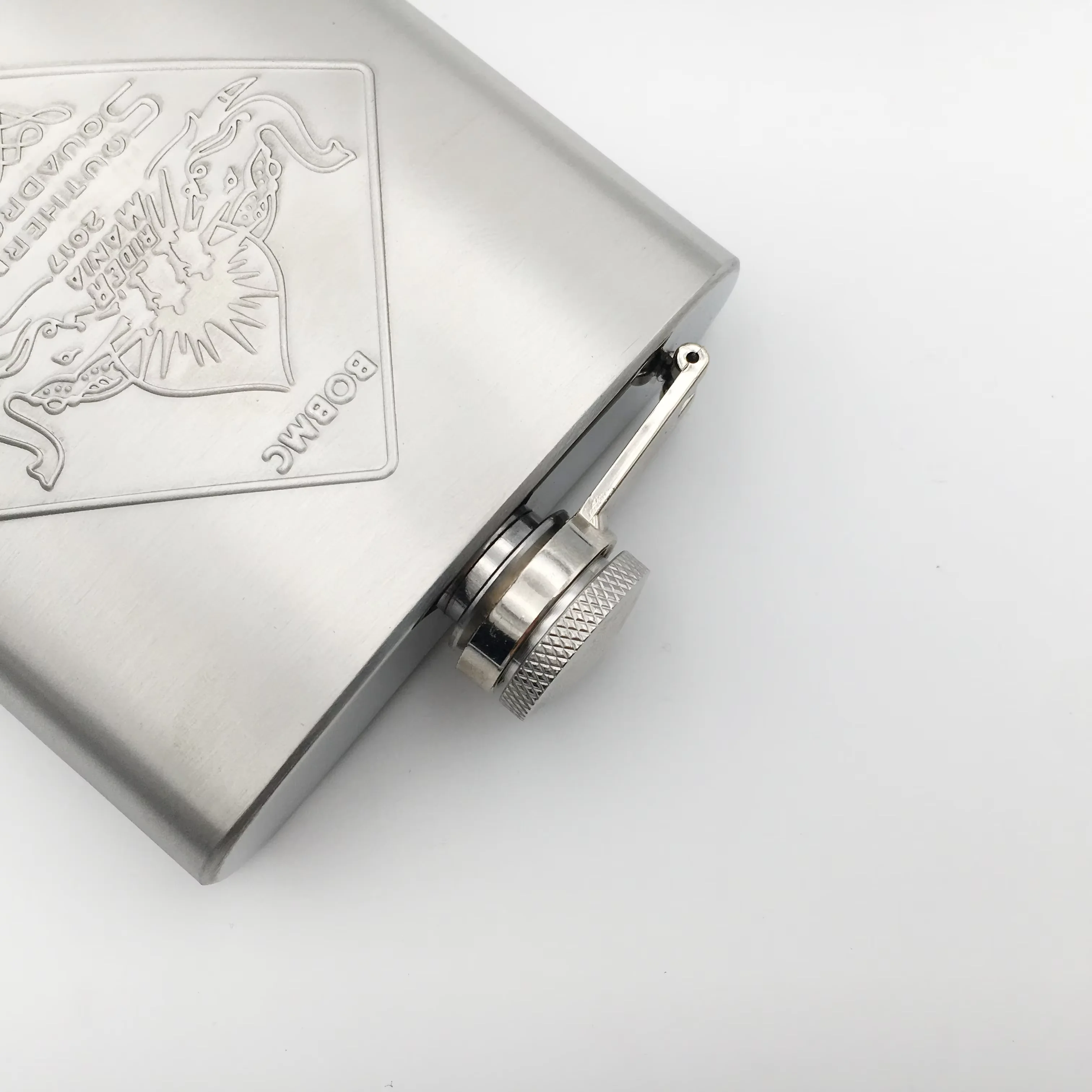 Factory Supply hip flasks alcohol alcohol hip flasks whiskey bottle whisky outdoor alcohol flask