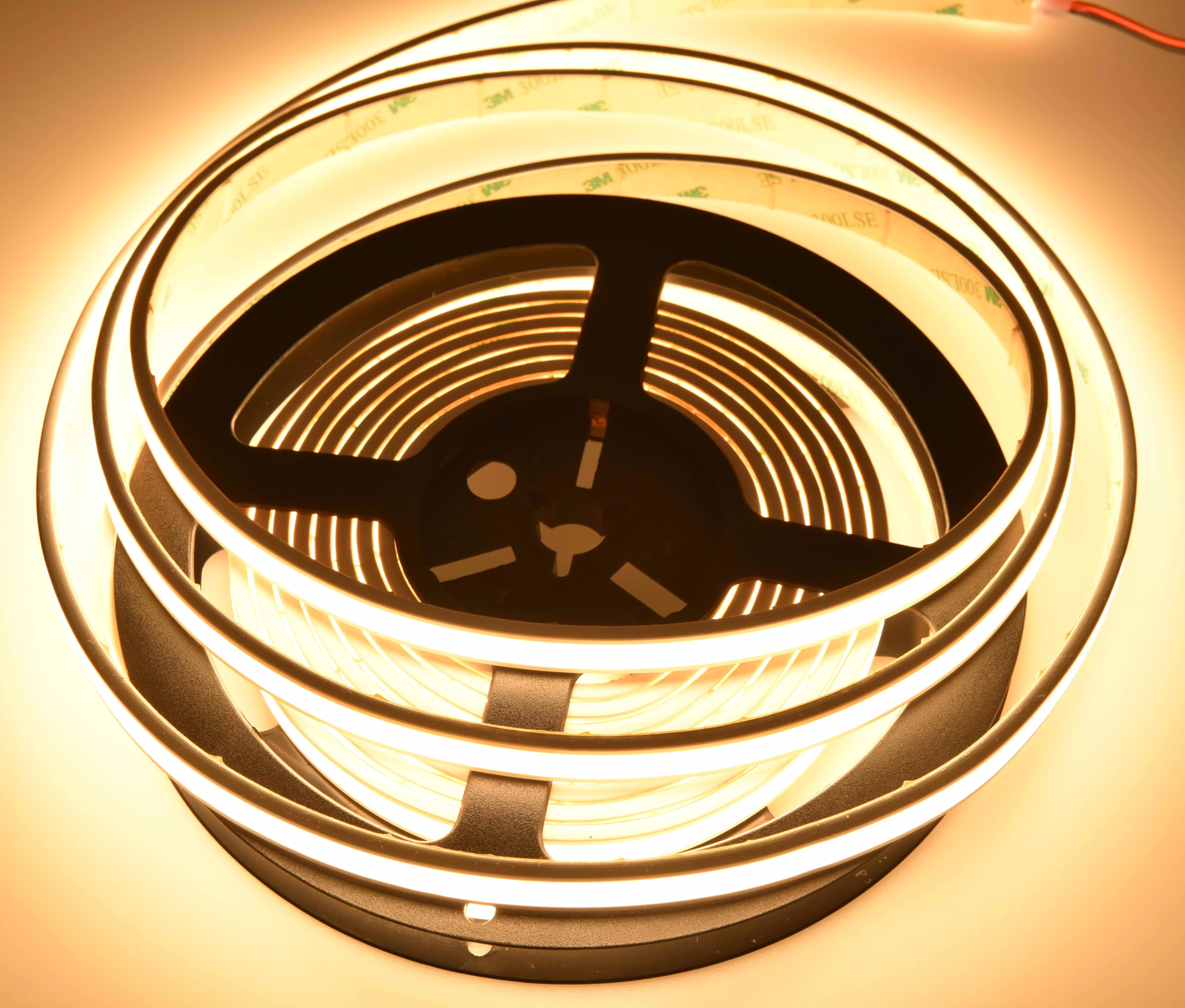 
12/24V 9W Ra90 IP67 8mm 480LEDS Ultrathin COB Neon Strip 