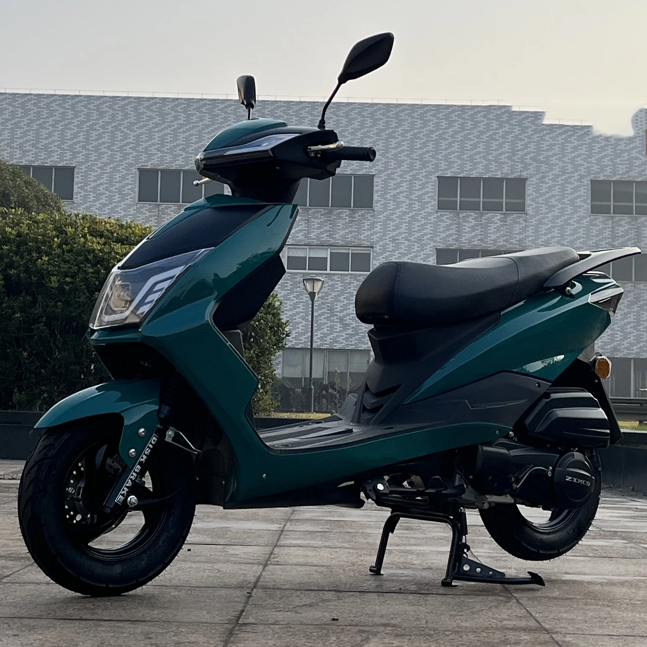 125cc Motorcycle Hot Selling Wonderful 50cc scooter Go down well with public Gas Powered Motor Moped 50cc