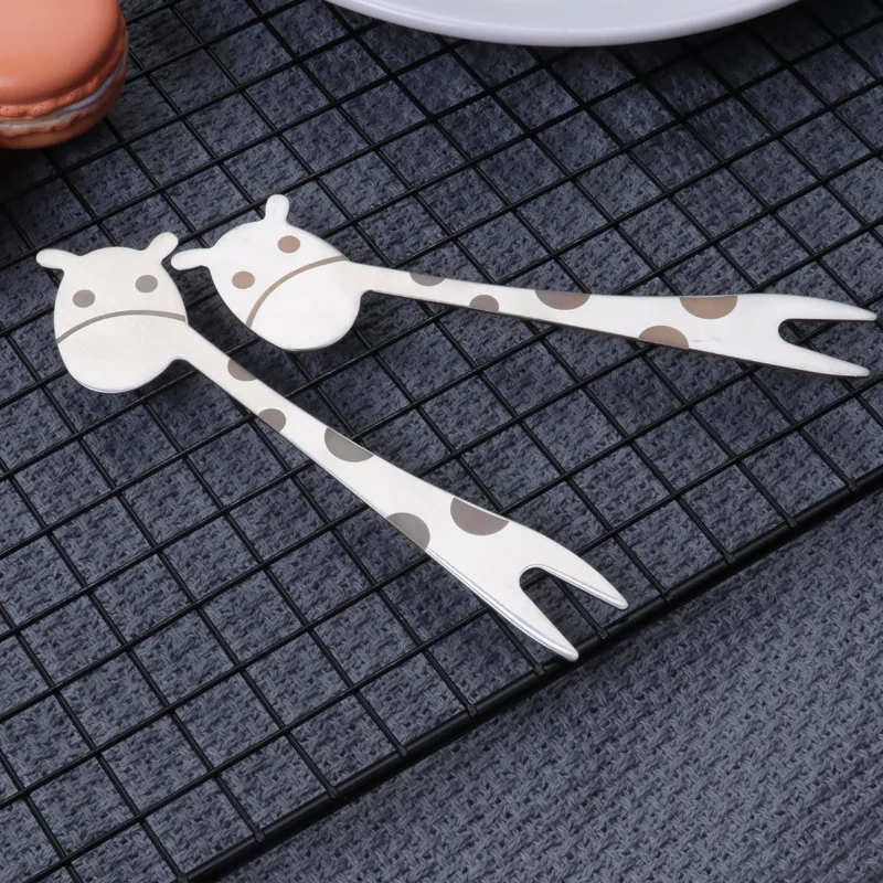  Creative children cartoon stainless steel fruit fork 304 giraffe