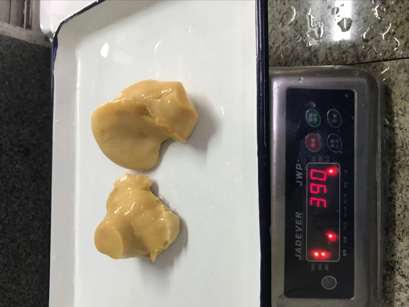 Canned Bailing mushroom 850g