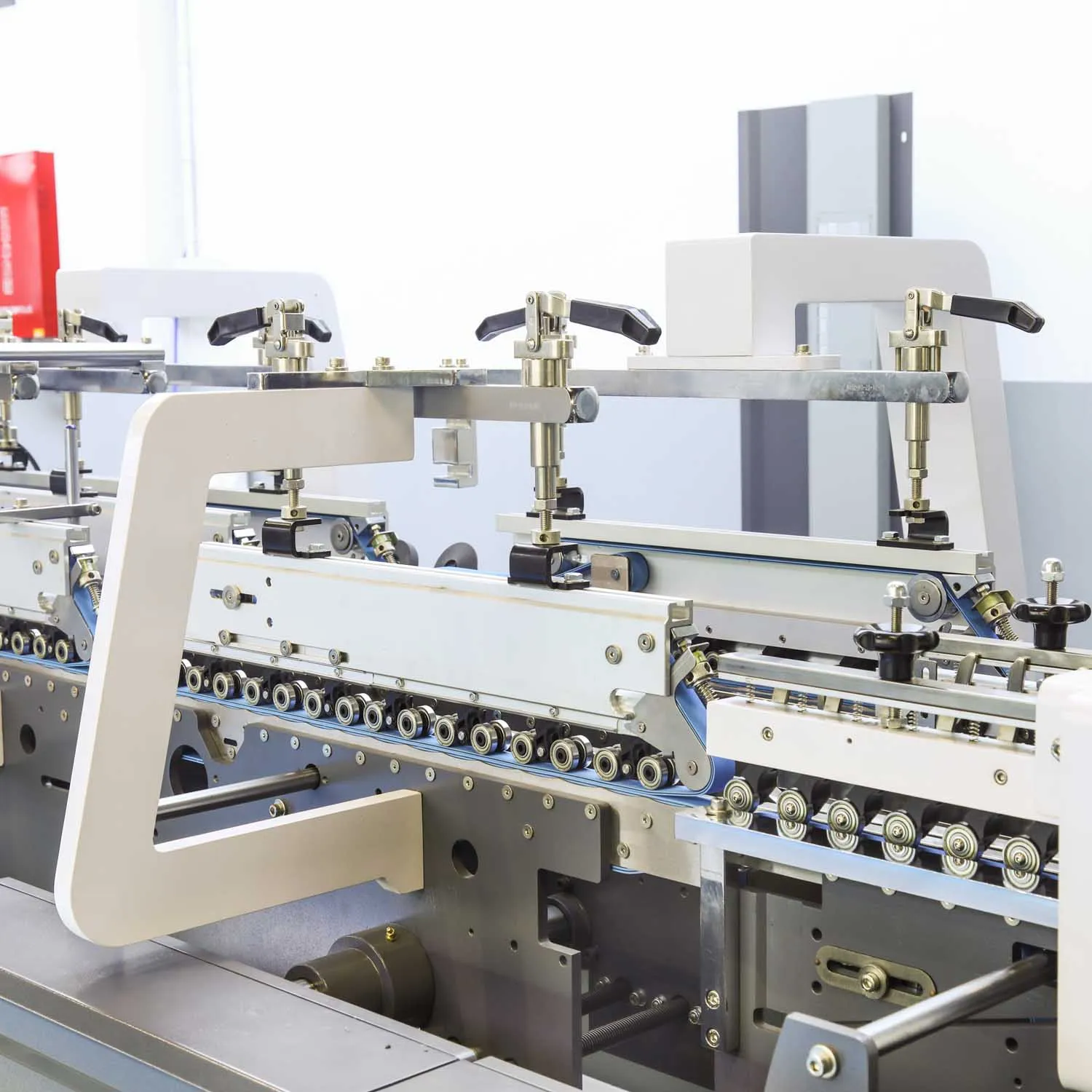 GAOKE High-Speed 300m/min 4 lines E flute carton custom box folder gluer making machine GK-1100-AS-Y