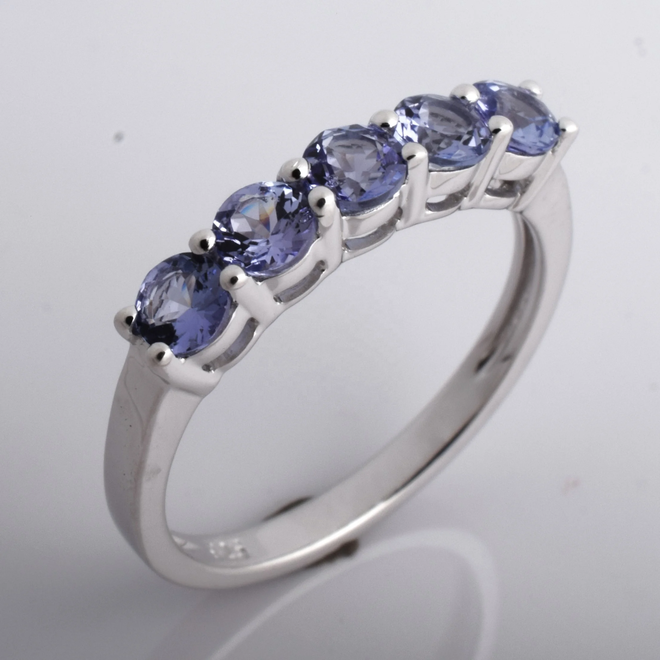 Real Genuine AA Quality Tanzanite Gemstone Design in 925 Silver Ring Latest Jewelry real gemstone jewelry