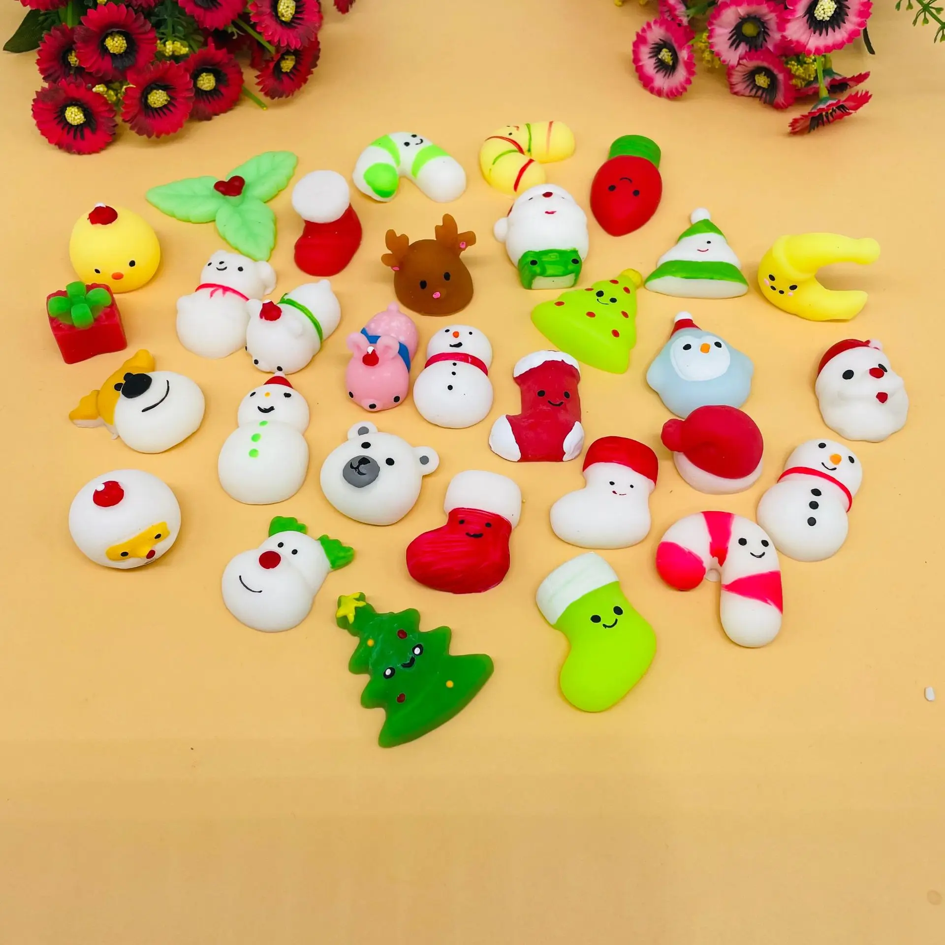 10PCS/Lot  Christmas Series Squishy Toy Santa Claus Anti stress Ball Squeeze Mochi Rising Toys Soft Sticky Stress Reliever Toy