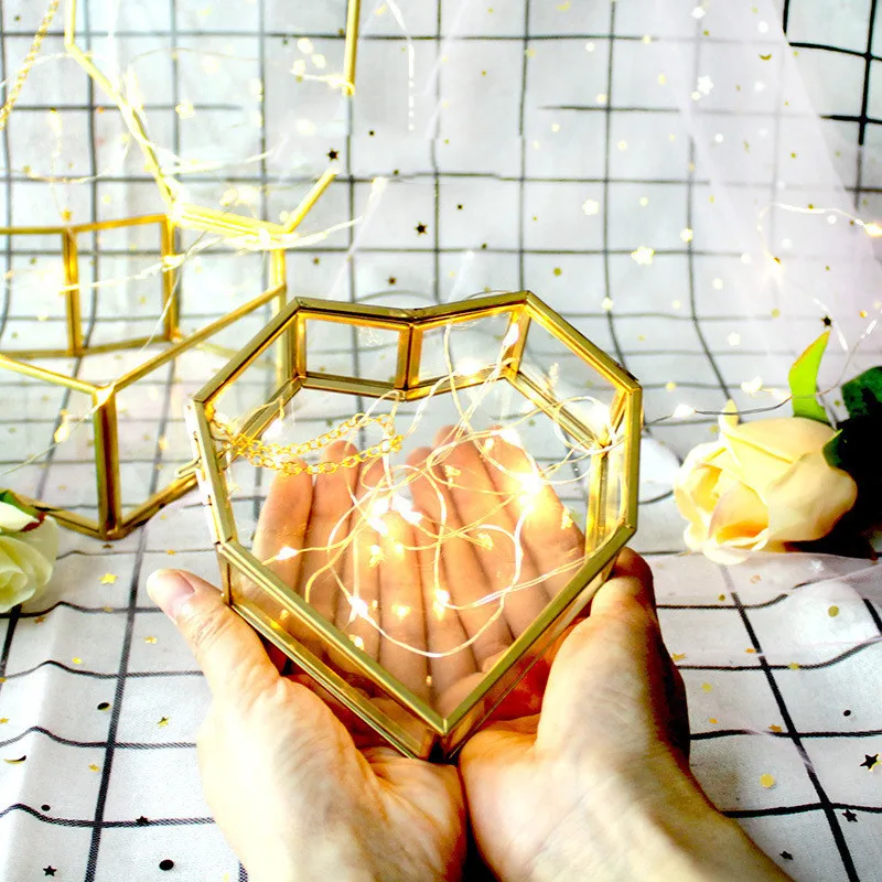 European style heart-shaped terrarium geometric glass box with metal frame