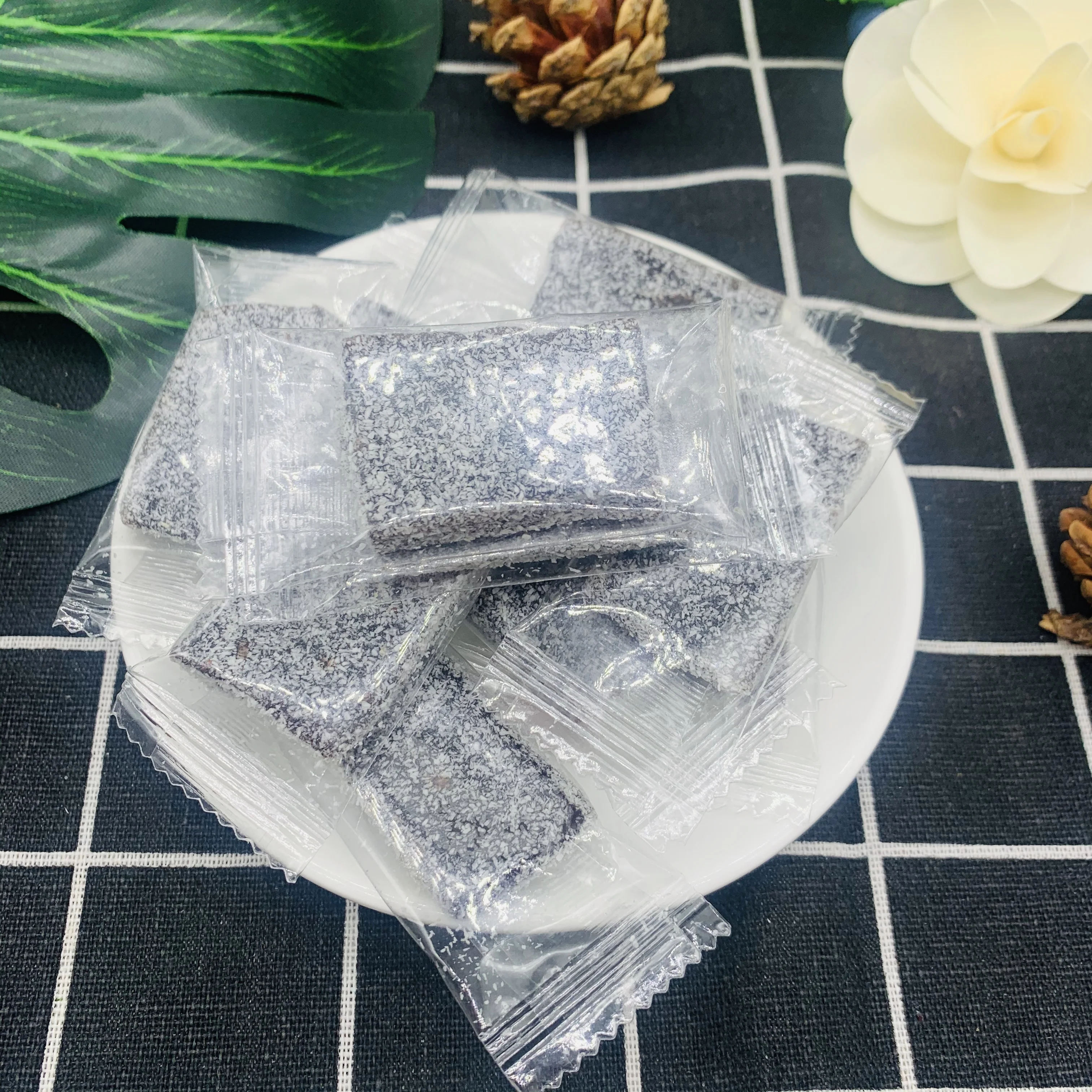 
Traditional pastry wholesale soft cakes office snacks Mulberry Soft Candy 