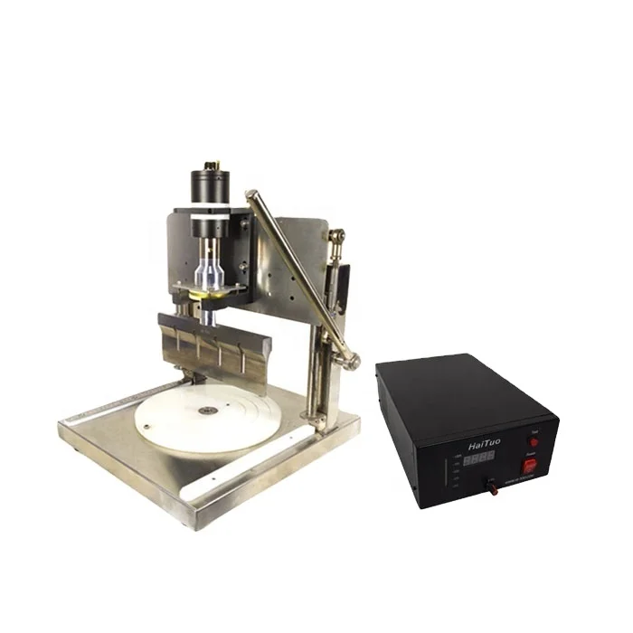 Hand held ultrasonic cake cutter