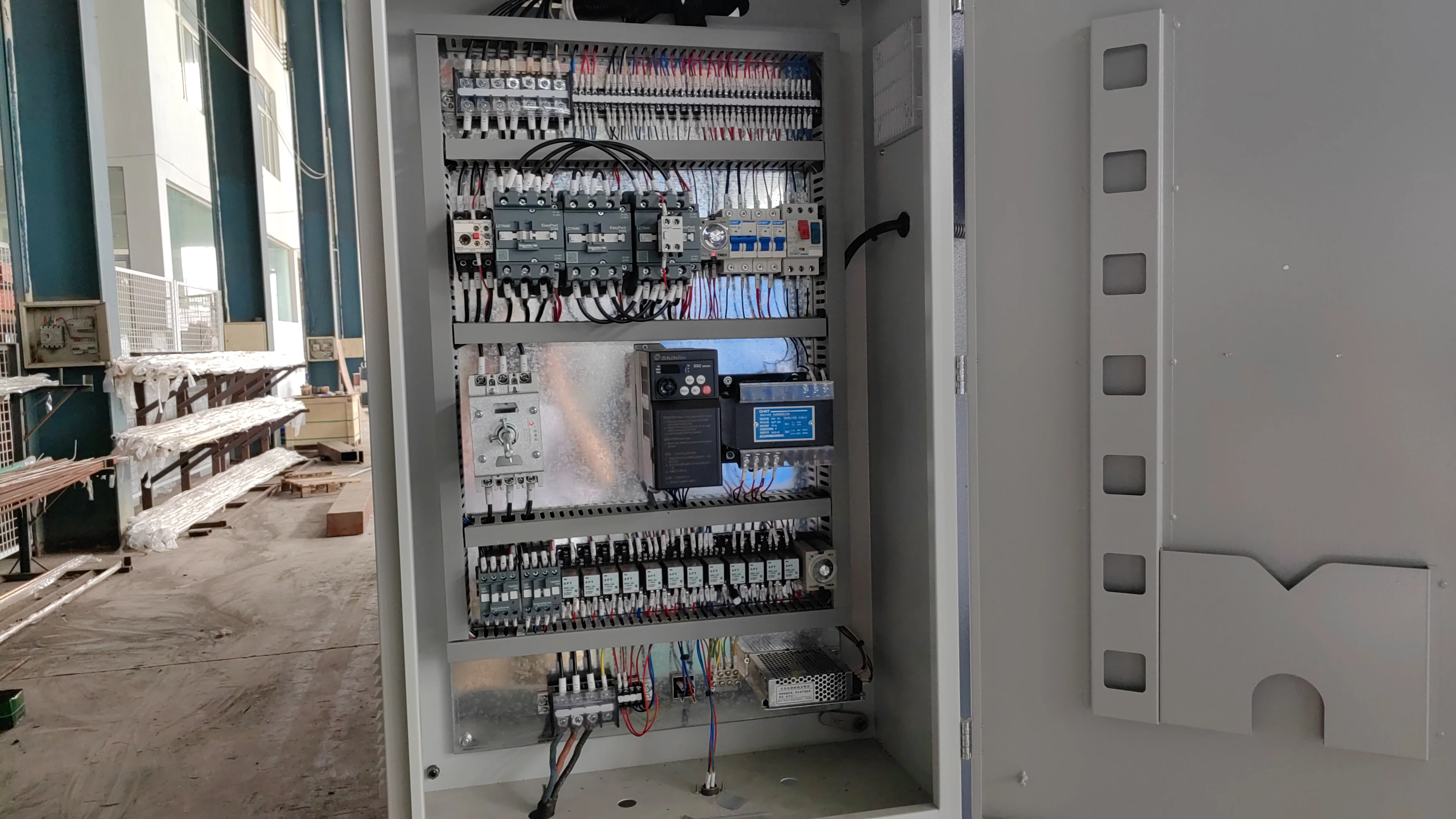 CNC hydraulic guillotine shearing machine sheet metal cutting machine 8*3200