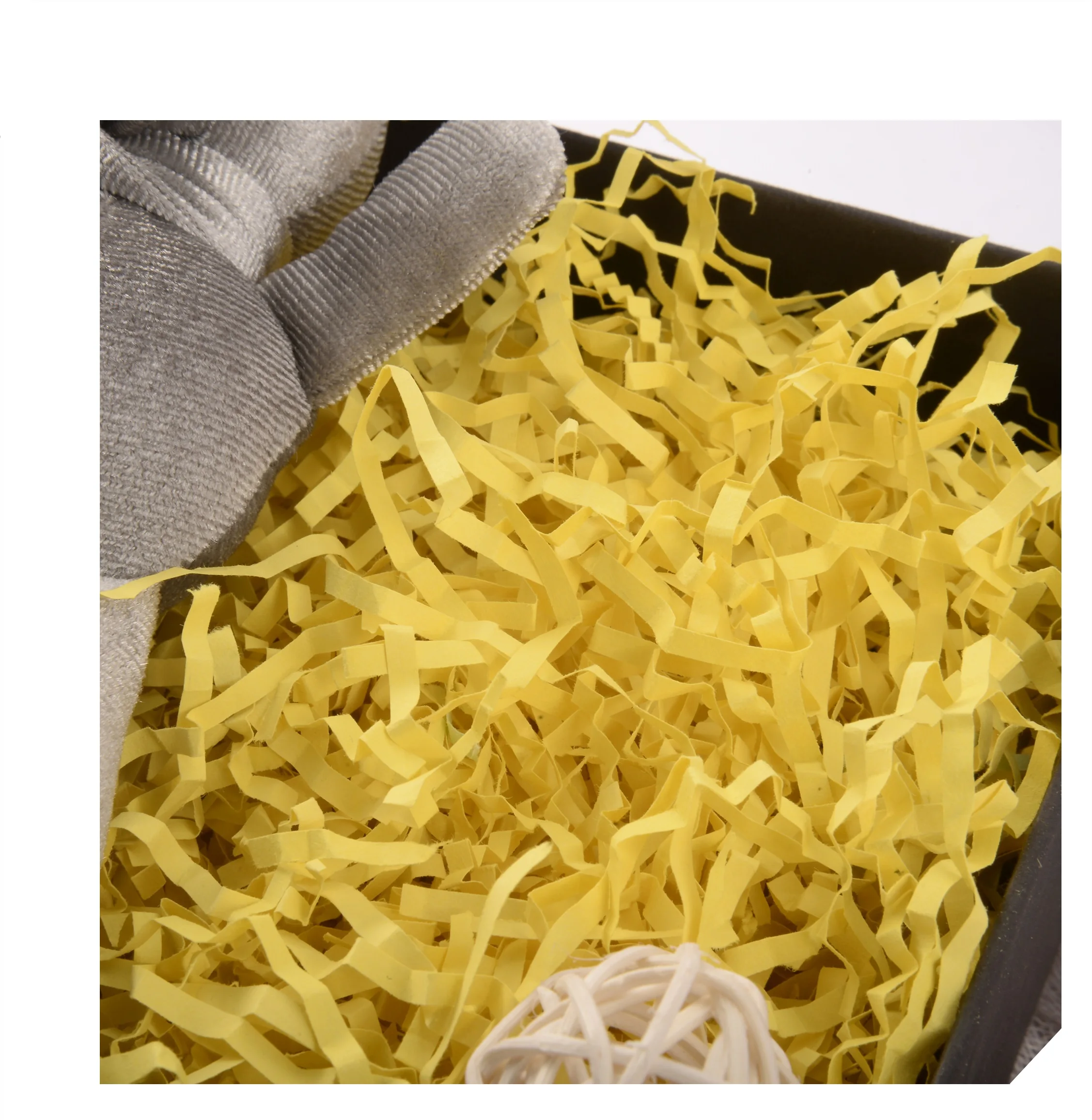 beautiful gift box shredded paper box filling paper shredded kraft crinkle cut shredded paper