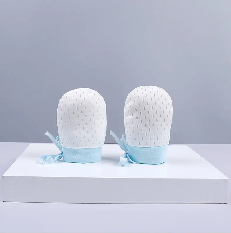 Newborn Ice Silk Breathable Anti scratch Gloves