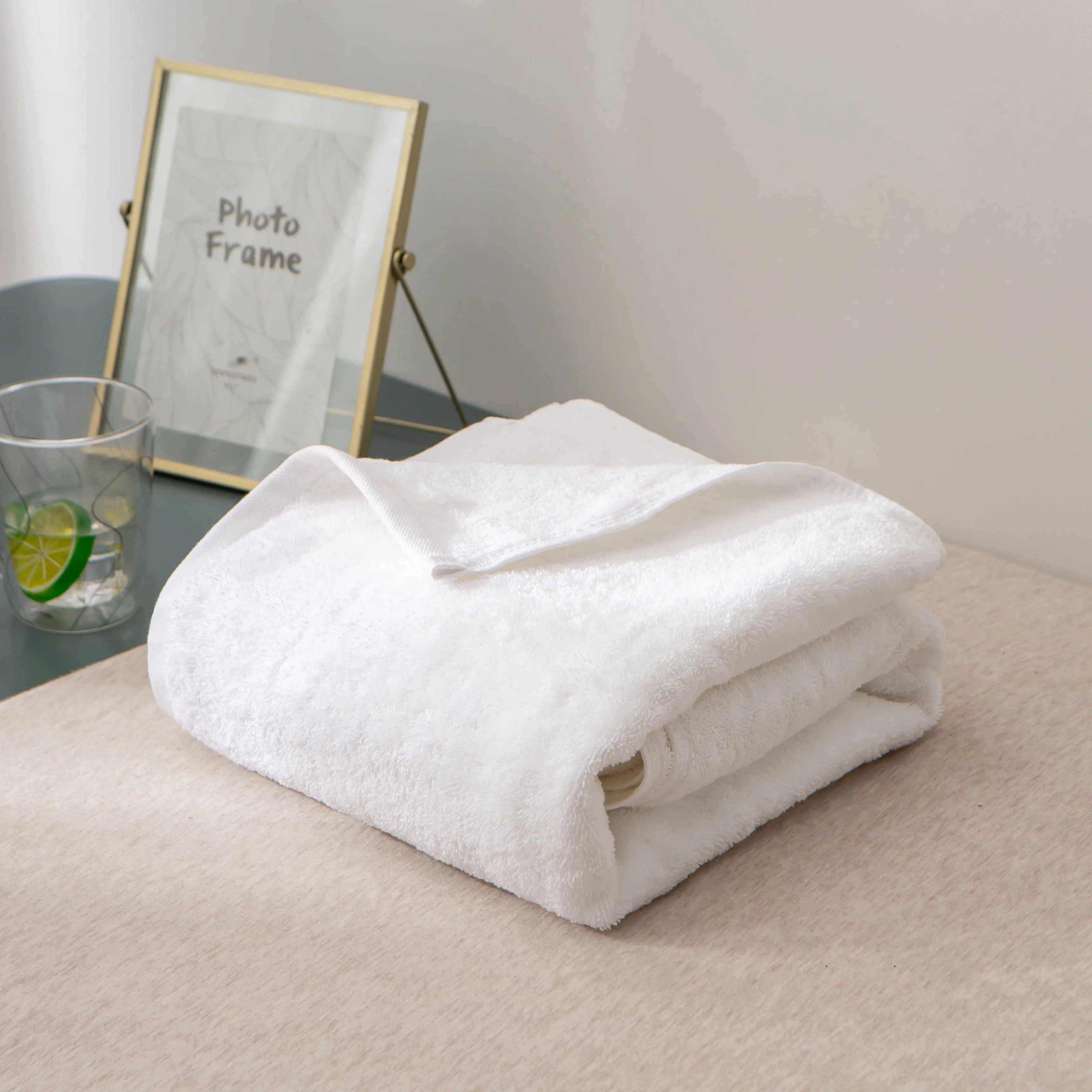 Sell High-Quality Good Price 100% Cotton Towels Hotel towel Cotton Bath Towel