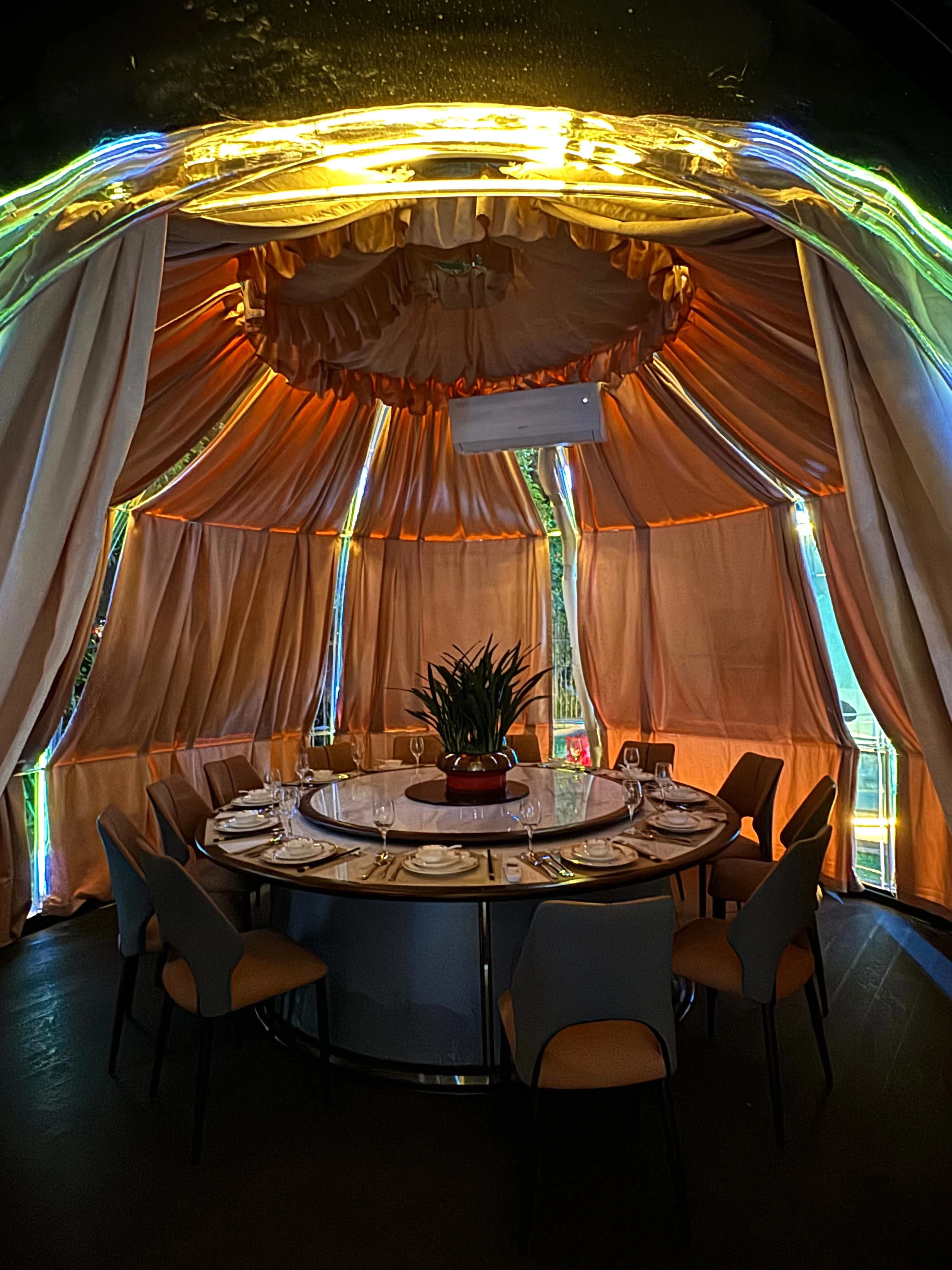 Modern Style Clear Polycarbonate Bubble House Insulated Prefab Picnic Dome Tent for Hotel Party Use Green Container Material