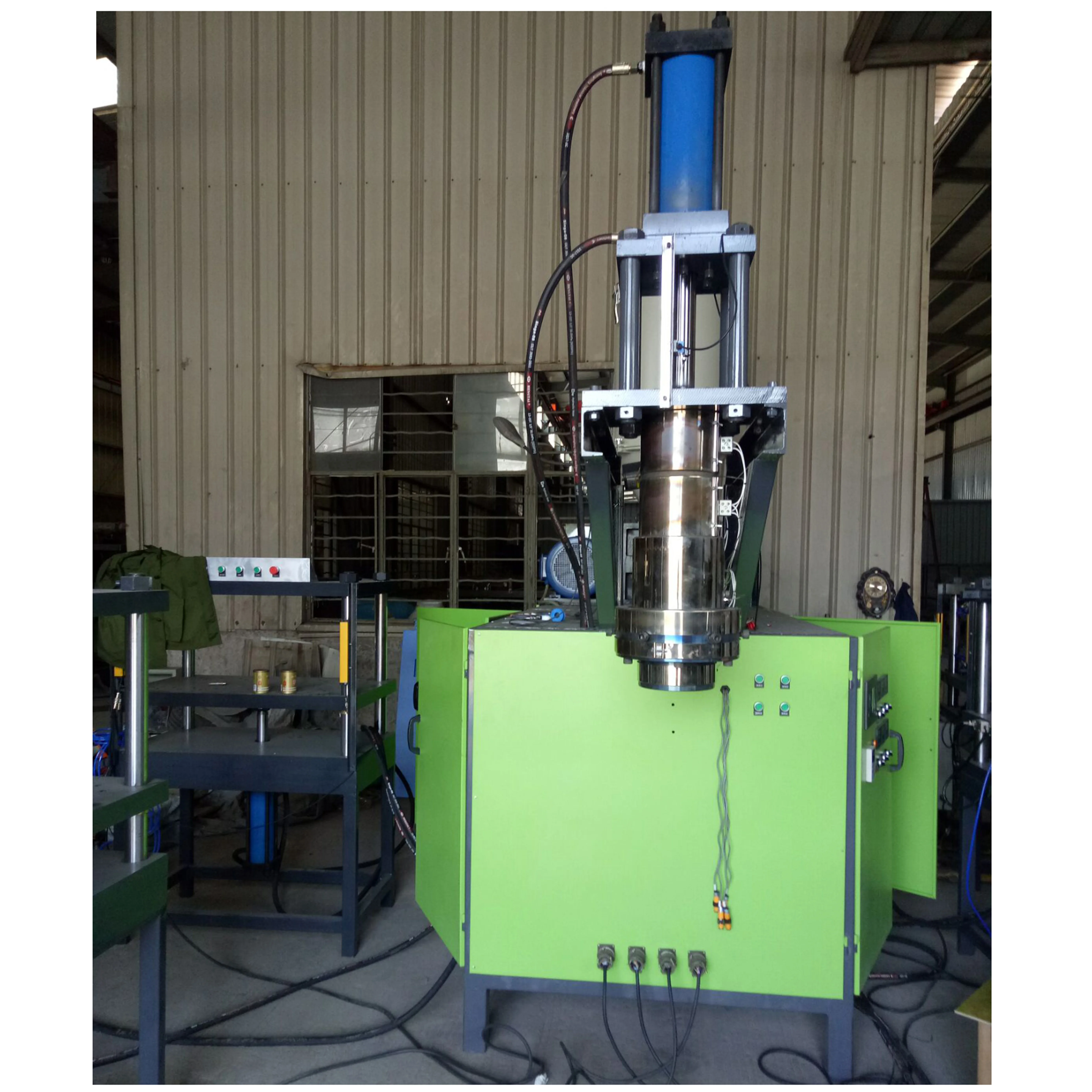 Small Injection Plastic Blow Molding Machine for PU Furniture Chair Leg Risers