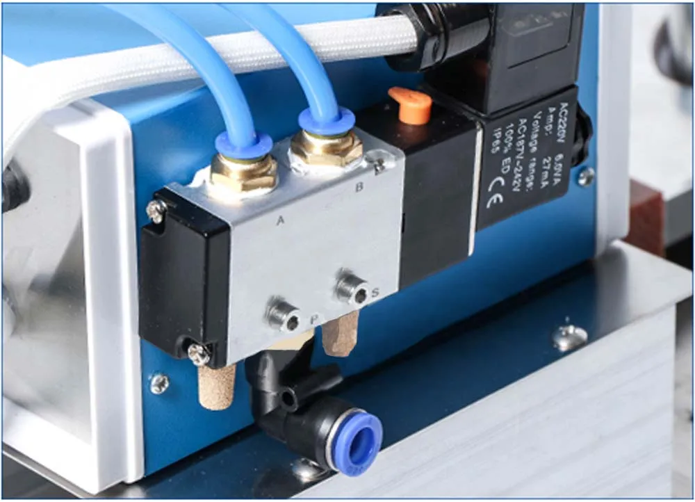 Pneumatic Semi Automatic Aluminum Strip Nose Bridge Beading Machine