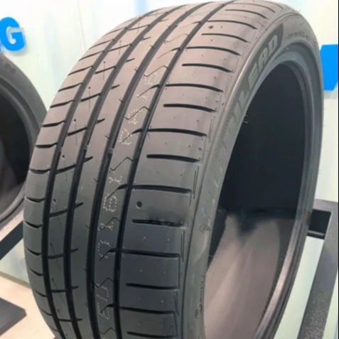 Высококачественные шины PCR с длинным пробегом UHP & FRT HF330 205/40ZR17 для