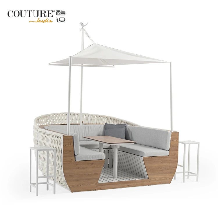 Couture Jardin Cruise Outdoor Sofa Rattan Furniture Outdoor Garden Sofa Bed Garden Sofas Round Beds Outdoor Rattan Comfortable