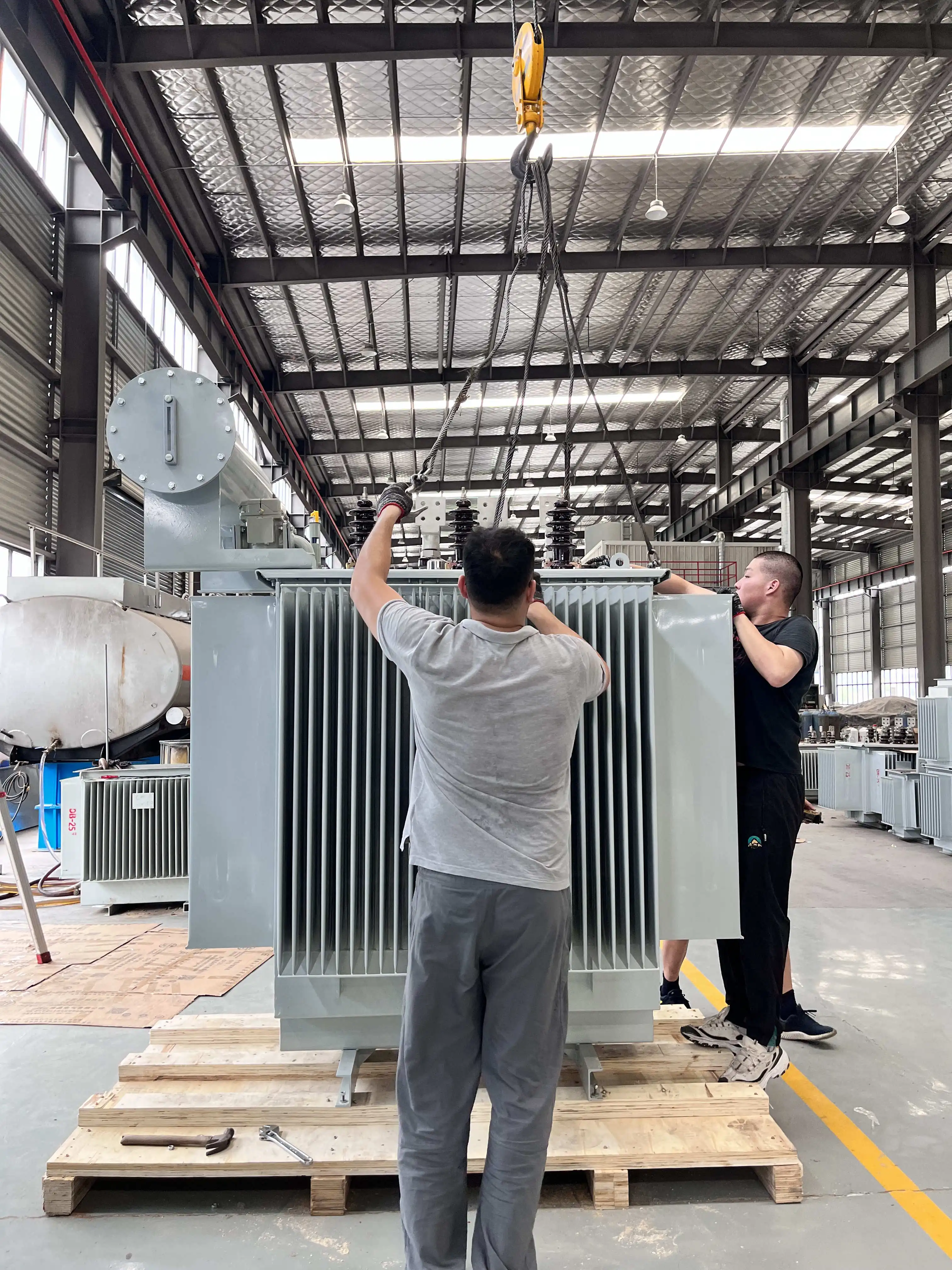 Factory Directly Sale 25mva 40 Mva 69kv 110kv 220kv Oltc Power Distribution Equipment Transformer Price
