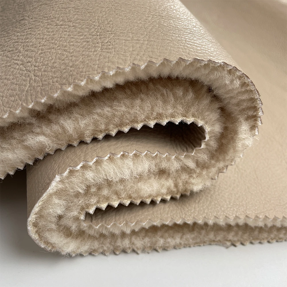 Oem Custom High Quality 770gsm Pv Plush Polyester Faux Fur Fabric For Toys Pillows