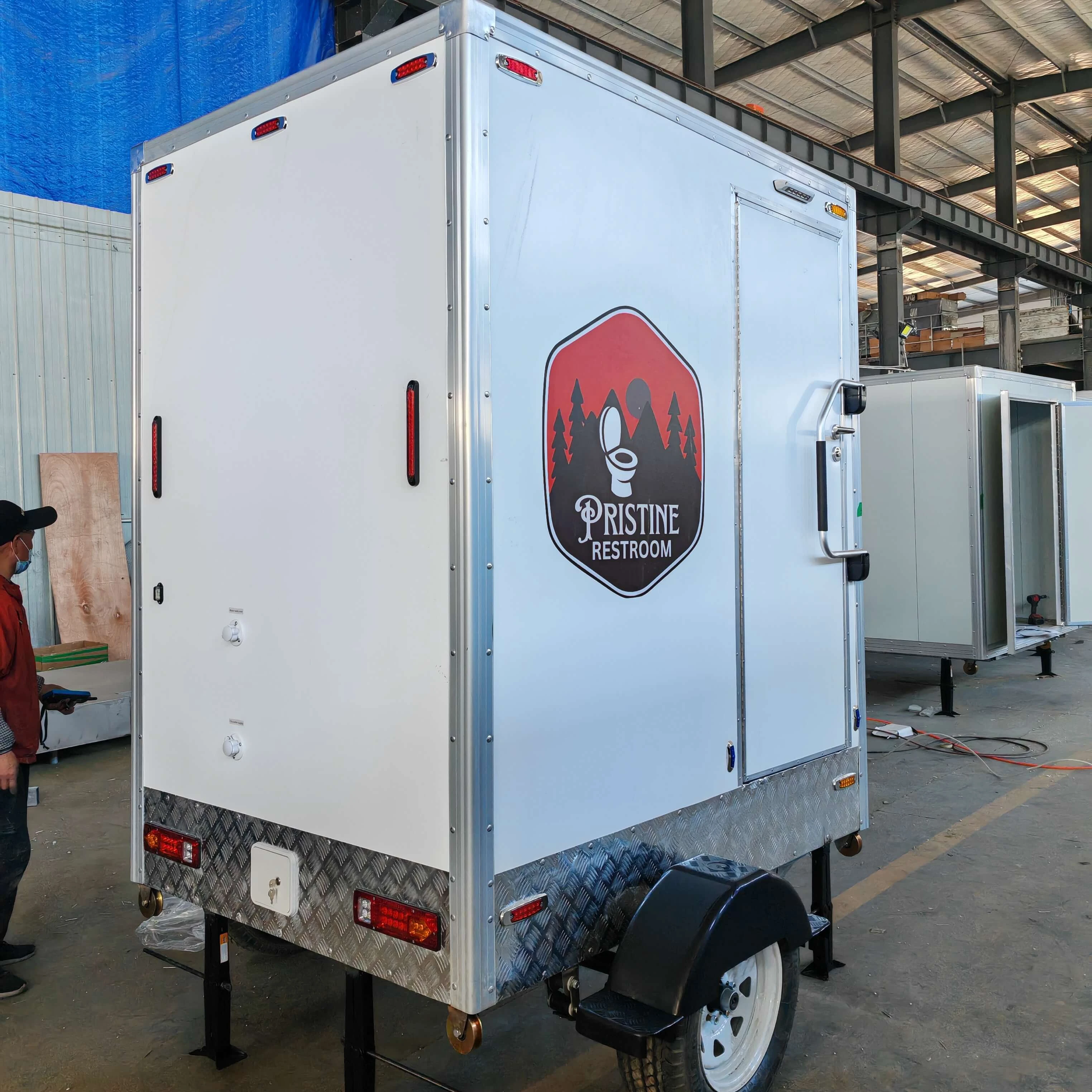Low Price Promotion Portable Toilets For Adults Luxury Containers Mobile Toilet Trailer