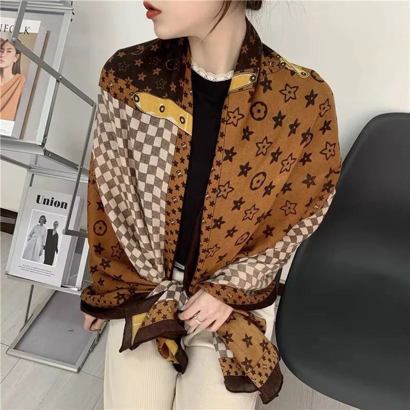 Manufacturer Customized Silk Printing Logo Ladies 180*90cm Geometric Printing Satin Silk Scarf Shawl Silk Scarf