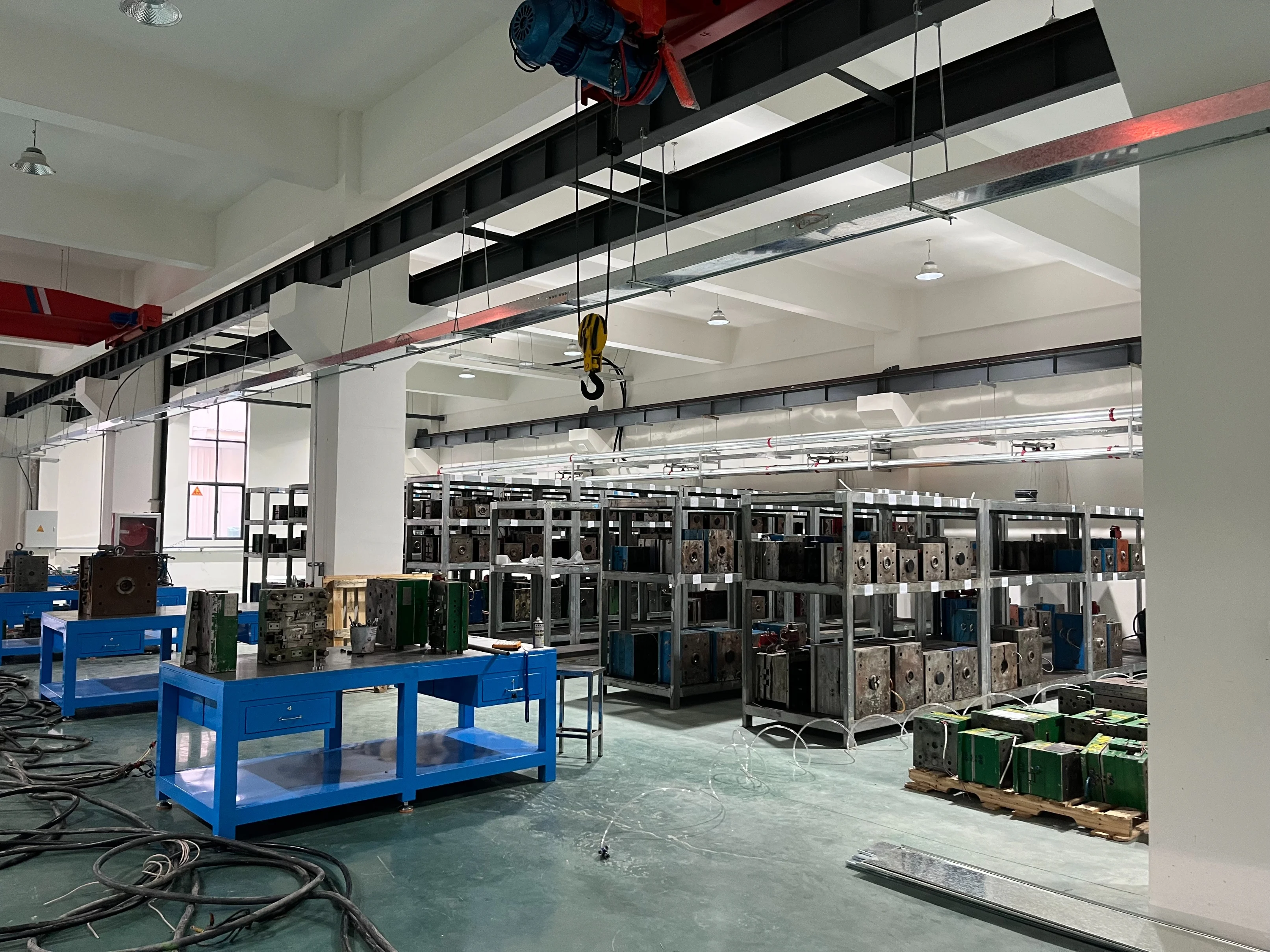 Китай OEM литьевая форма под заказ высокоточные пластиковые пресс-формы производитель литьевых форм литьевые формы для факторов