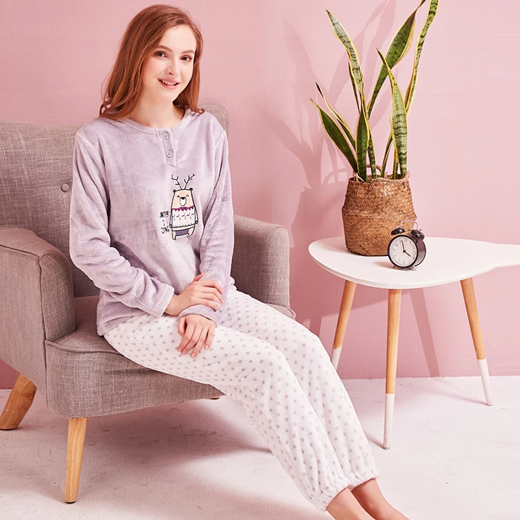 Two Pieces Set Women Best Selling Soft Flannel Animal Women Wholesale Printed Pajamas