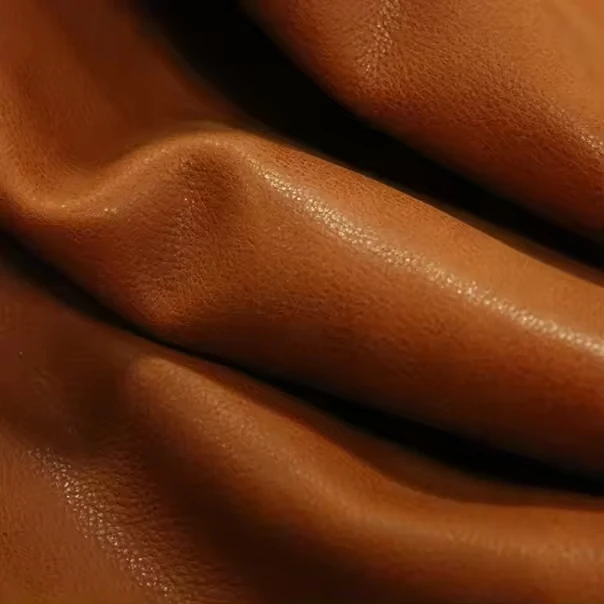 Top Quality Full Grain Cowhide Waxed Bull Vegetable Tanned Cowhide First Layer Genuine Leather Material for Bag Shoes Wallet