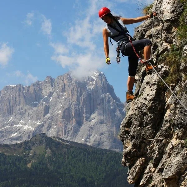 Mountaineering Rope Outdoor Climbing Rope Dynamic Rope with Nylon Material