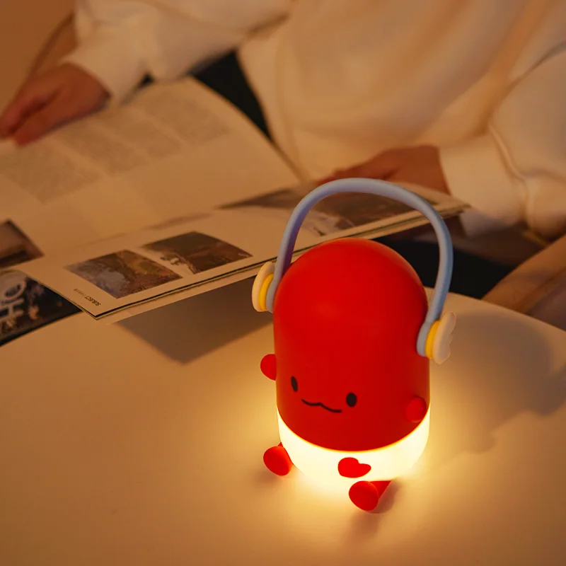 ICARER FAMILY Pipi Desk Lamp Brand Red Color Battery Small Night Lights For Kids Room