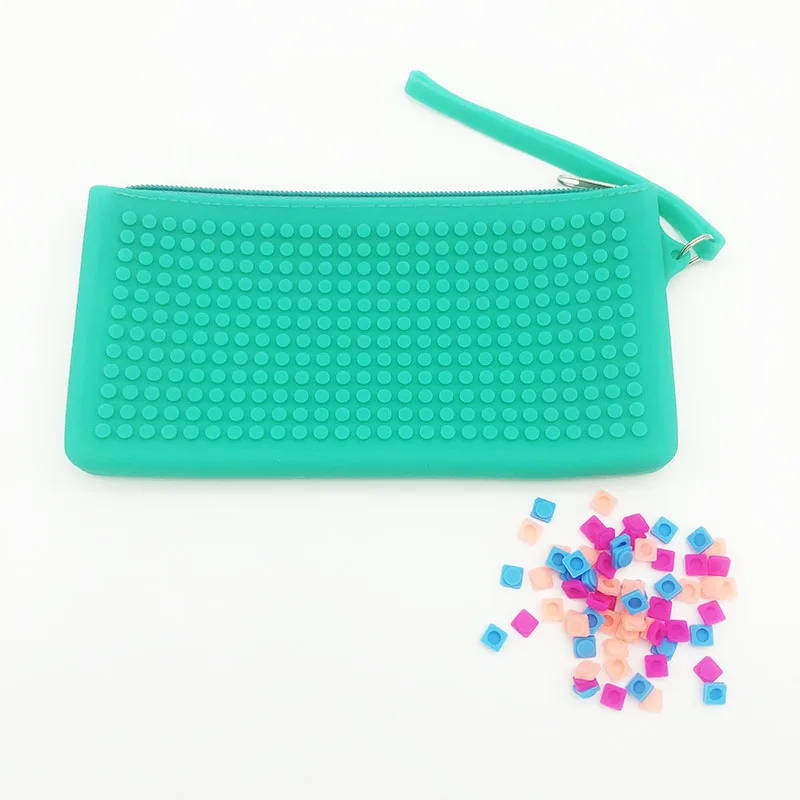 
Customized Logo Pixel Kids DIY Puzzle Zipper School Silicone Pencil Pouch 