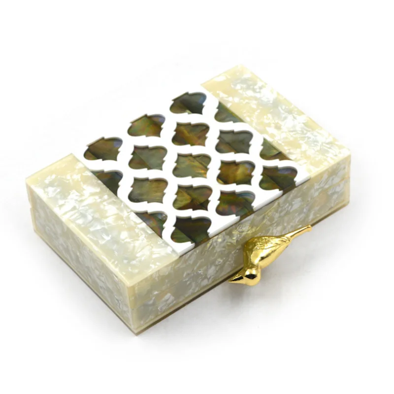 Wholesale high-quality fashion purse frame resin golden women clutch bridal pearl evening bag