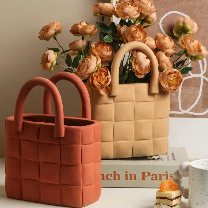 
Wholesale Nordic Flower Vase Handbag Ceramic Table Flower Vase Handbag 