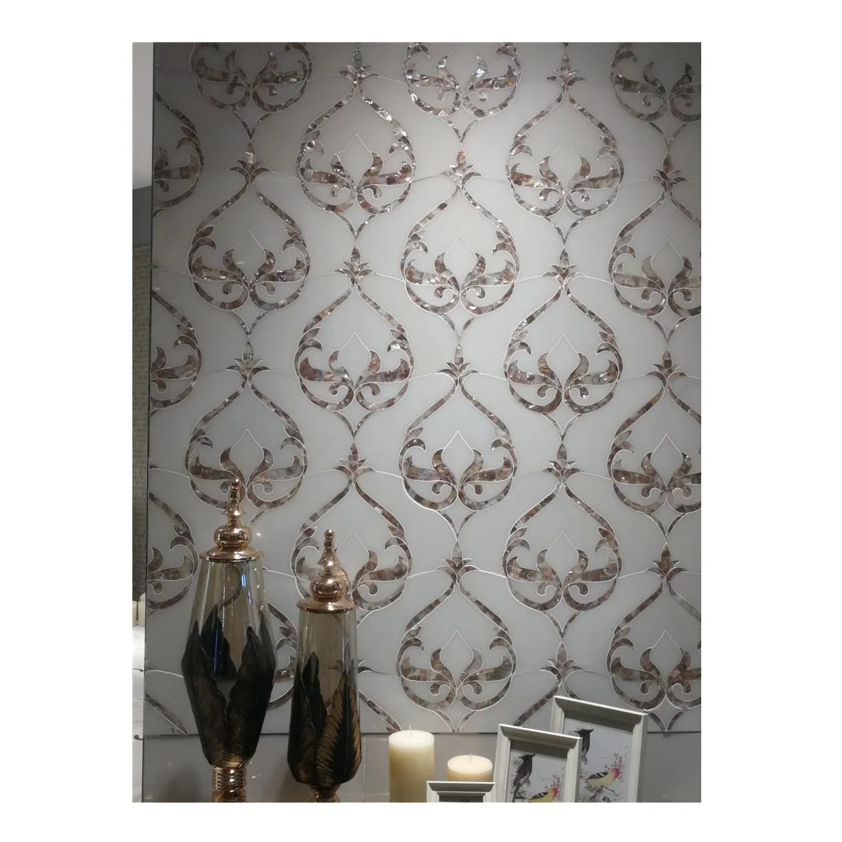 Белый мрамор и перламутровая раковина Водоструйная мозаика настенная плитка