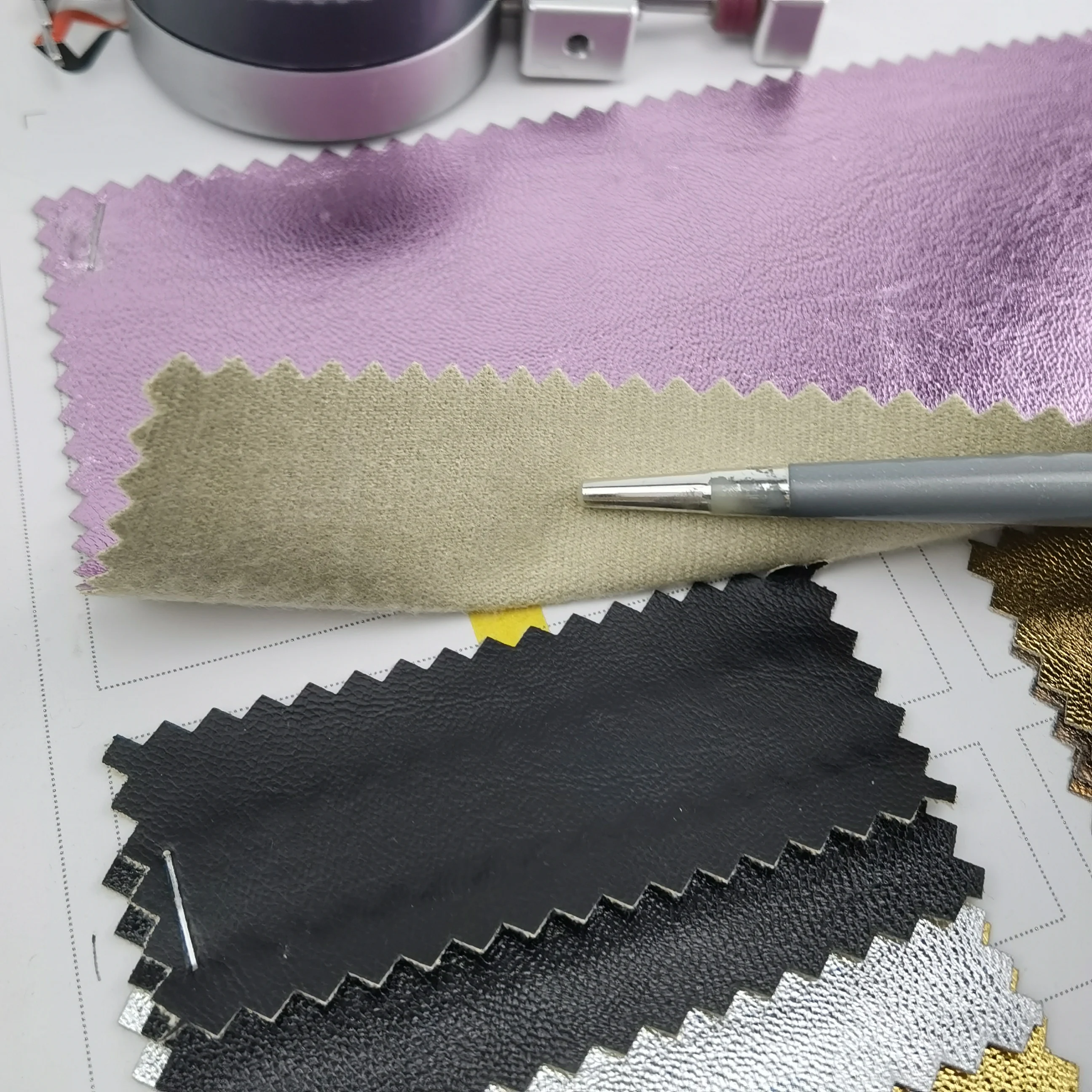 Fake fashion soft cotton base metallic PU leather synthetic fabric