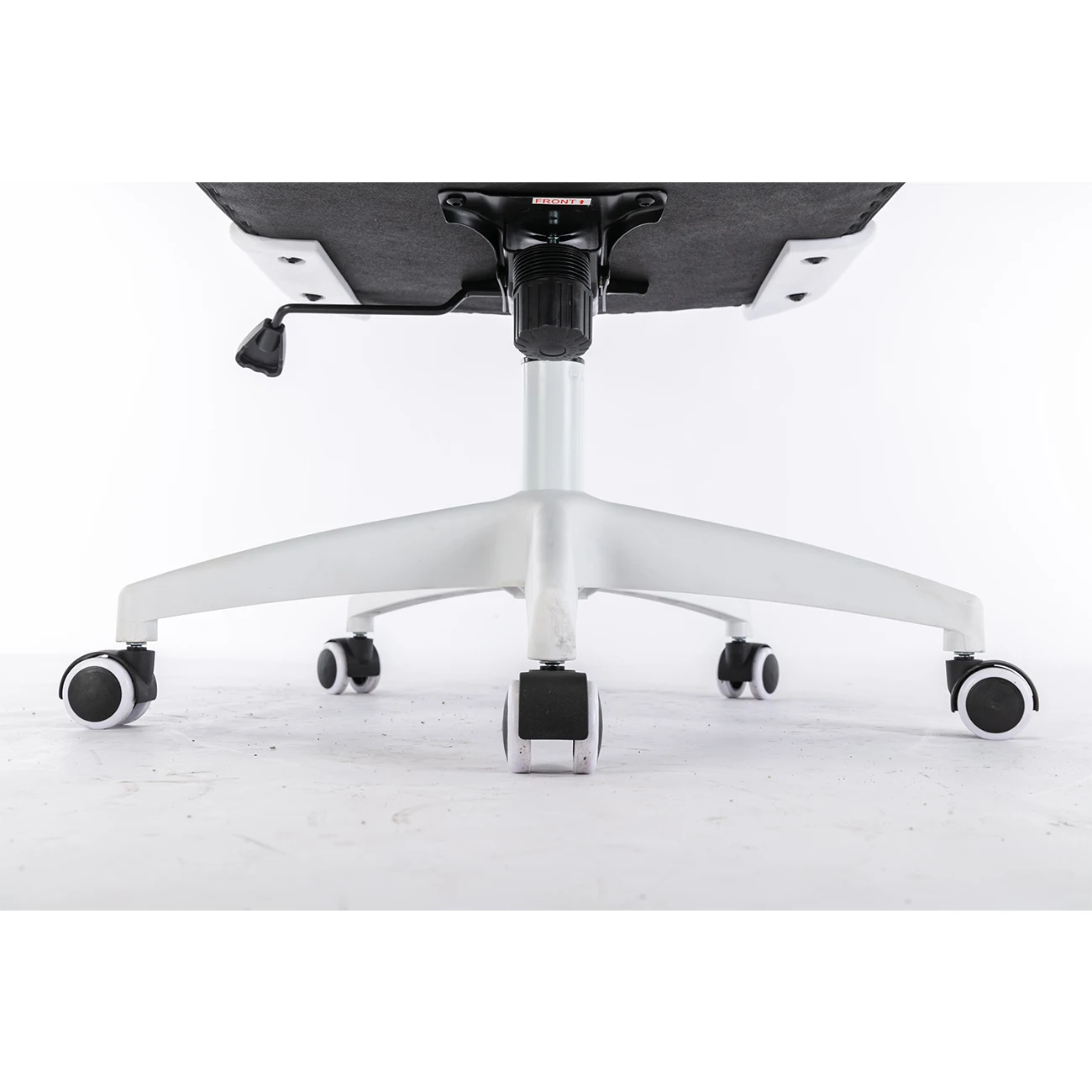 Free Sample Office Furniture Gamer Revolving Chair Racing Gaming Office Chair Computer PC Ergonomic Comfortable Pu Leather Black