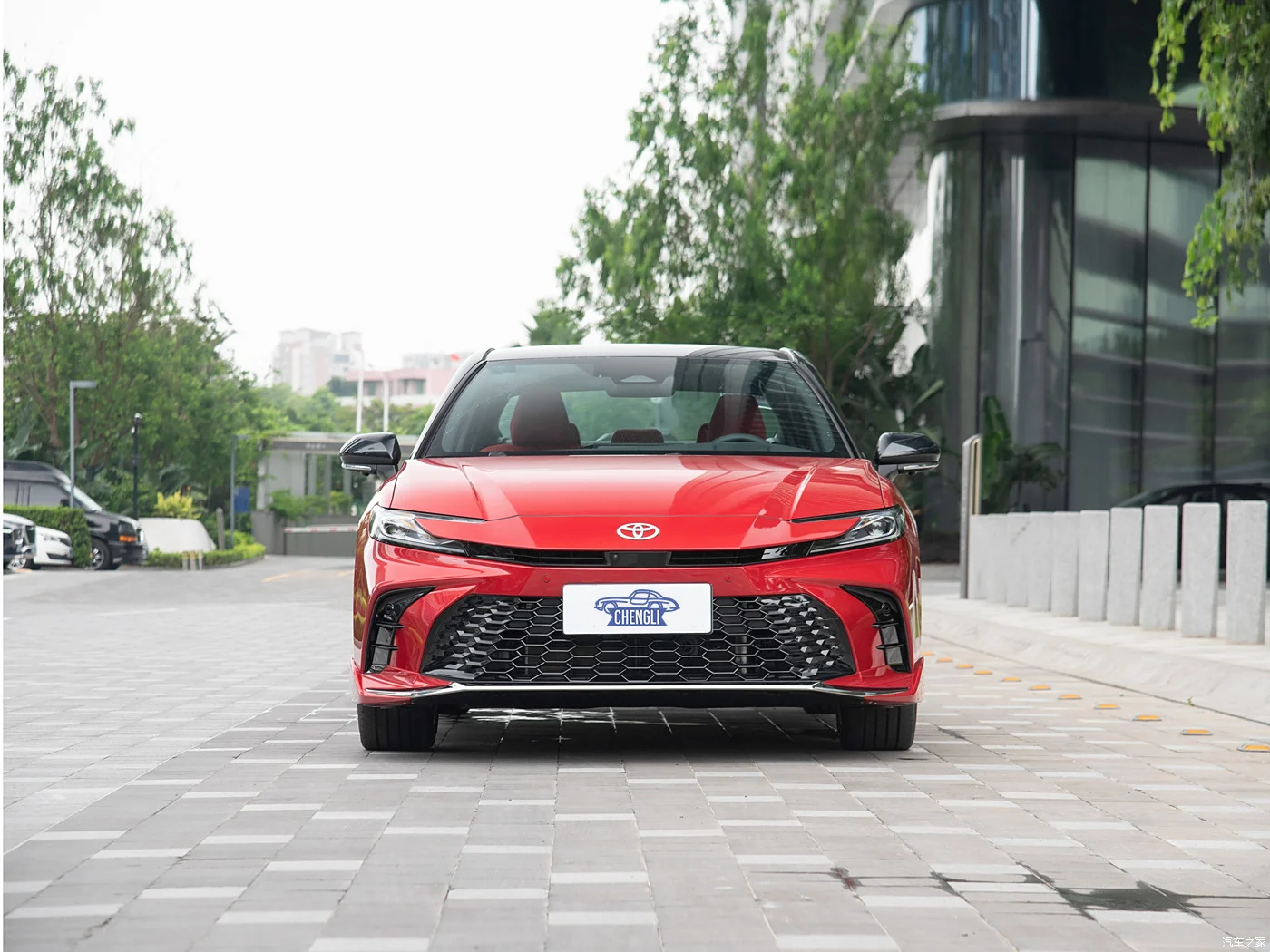 Gac Toyota Camry 80 Hybrid 2.0L 2.5L новый автомобиль SE