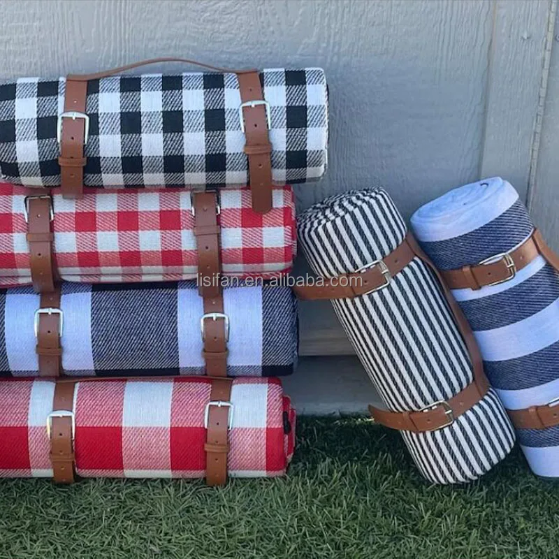 Custom Extra Large Portable Plaid Picnic Blanket Waterproof Outdoor Blanket Foldable Picnic Mat with Waterproof Bottom