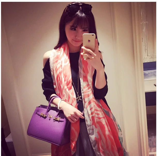 
Elegant Fashion Scarf Shawl 190*140 Cm Summer Traveling Printed Beach Body Scarf Beach Silk Scarf Shawls 