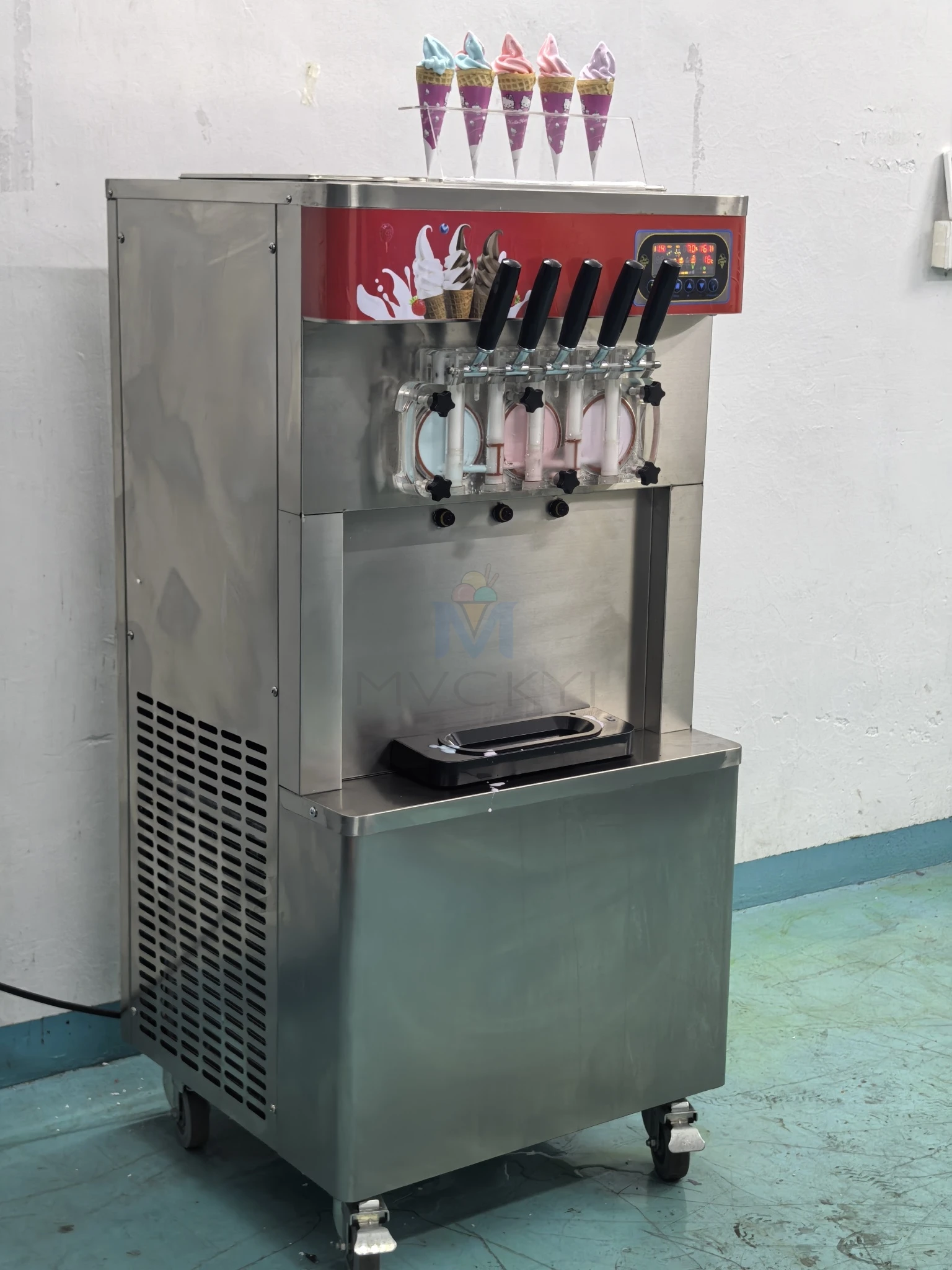 Mvckyi Countertop Automatic Sundae FROZEN COCKTAILS Freezer 5 Nozzle Italian Soft Serve Ice Cream Acai Machine