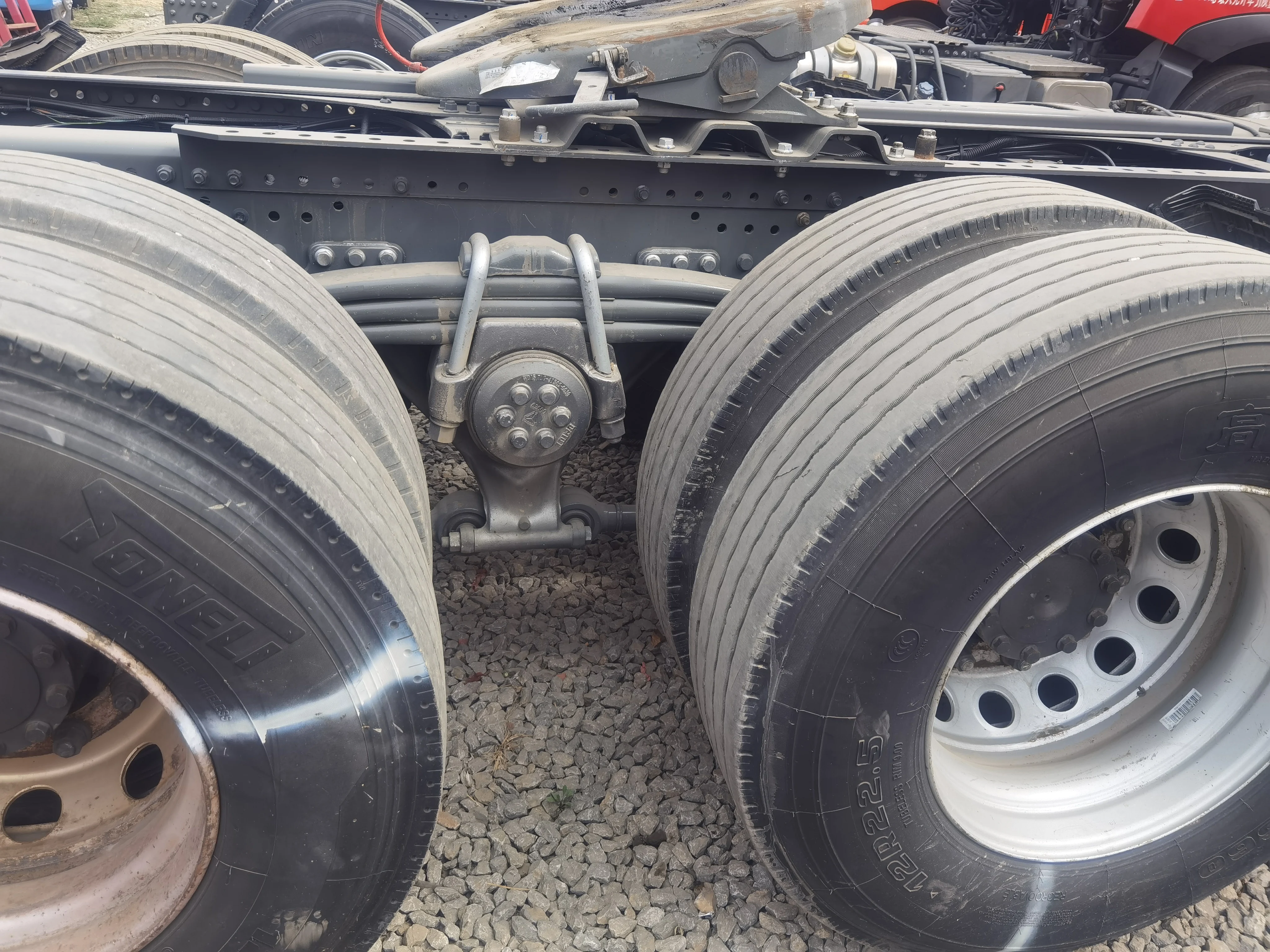 Sinotruk Howo T7h Tractor Truck 6*4 Heavy Trailer Used Tractor Truck 430hp Commercial Truck Trailers For Sale