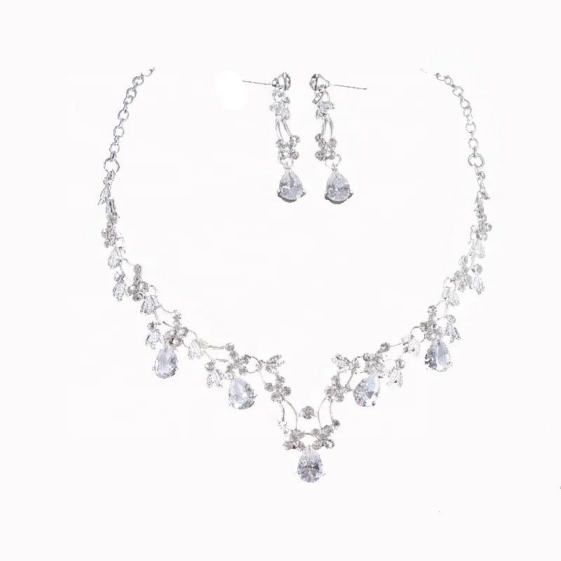 
Luxury Bridal Wedding Woman Fashion 24K Gold Zircon Elegant Alloy Necklace Earring Ring Jewelry Set 