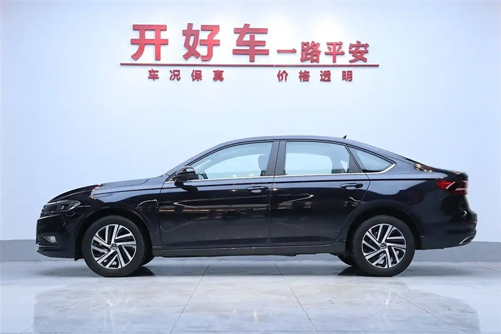 Hot Volks-wagen Brand 2022 VW Lavida Sedan 5 Seater 1.5L Compact Family Car cheap Price Petrol Car used cars gasoline vehicles