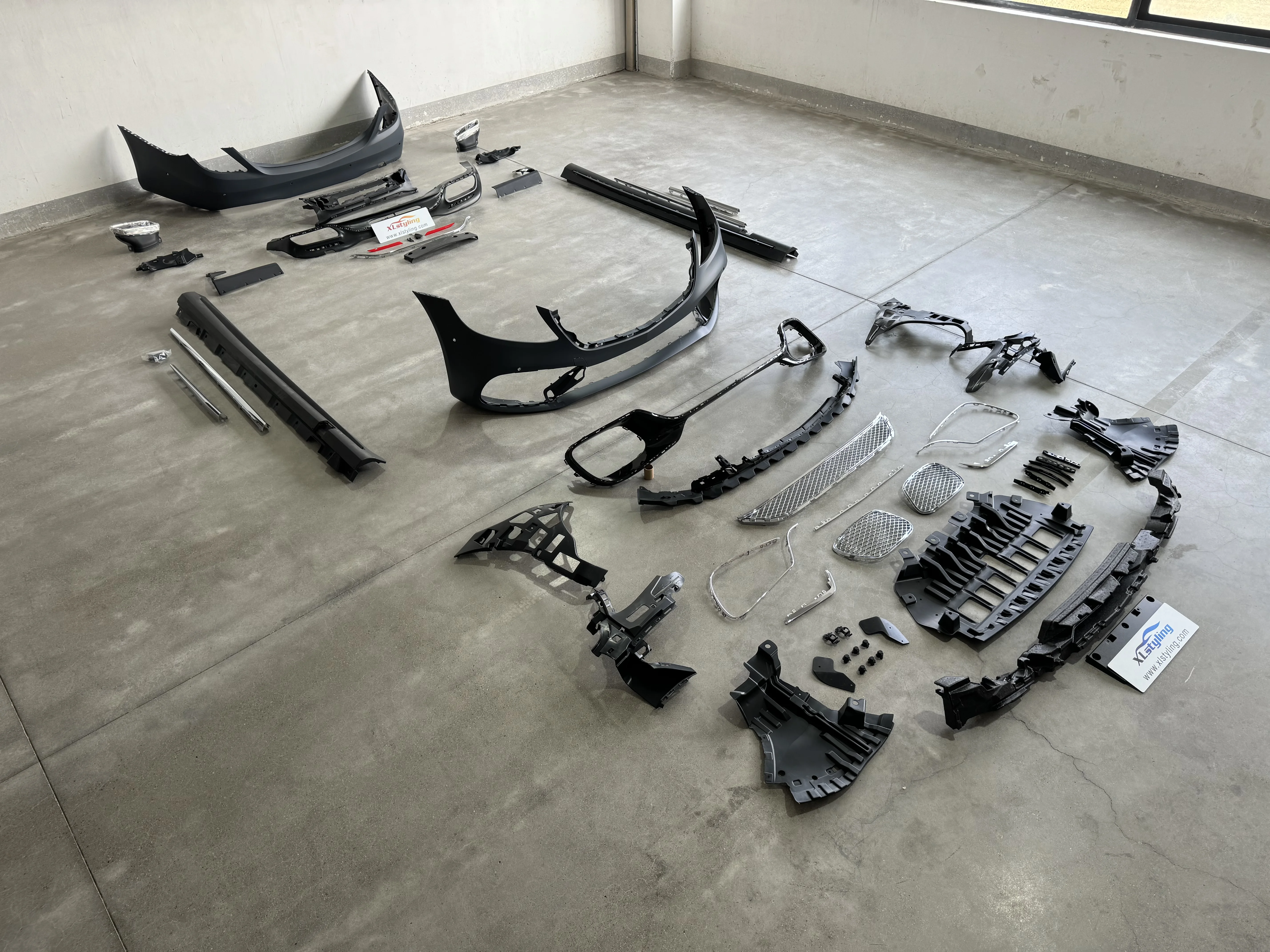 vehicle Body kit facelift car conversion bumper silver trim for Mercedes benz S class W222 13-22 upgrade to S65 type