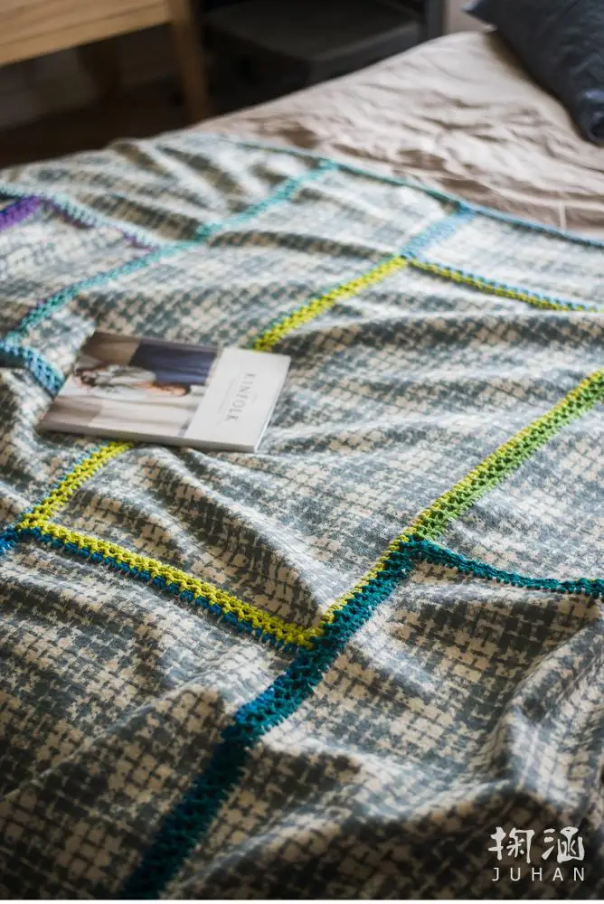 
Hot selling Personalized Monogram fabric stitching patchwork quilt patterns for bedding 