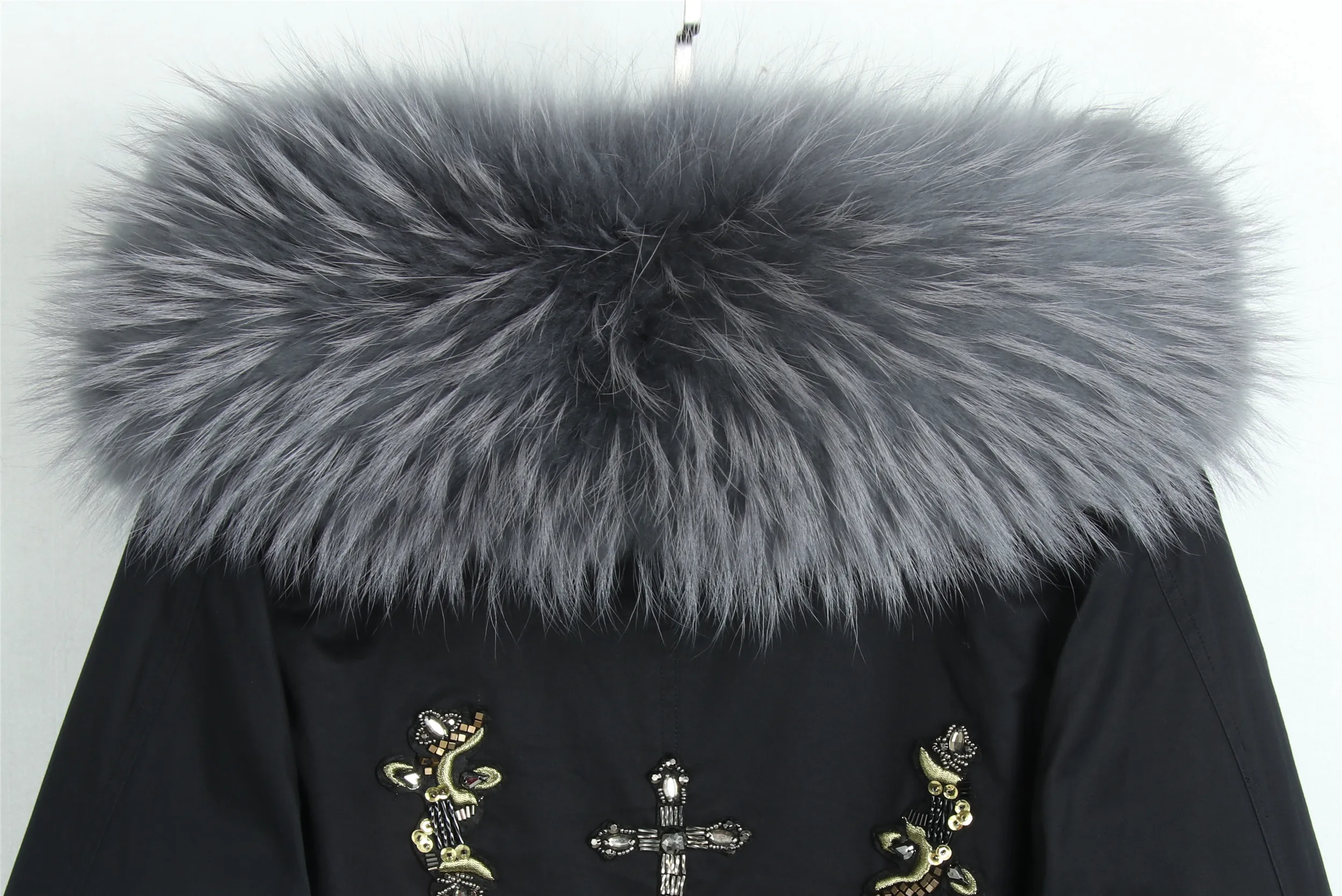 Черная длинная парка для женщин и мужчин зимняя куртка из искусственного меха с воротником натурального енота